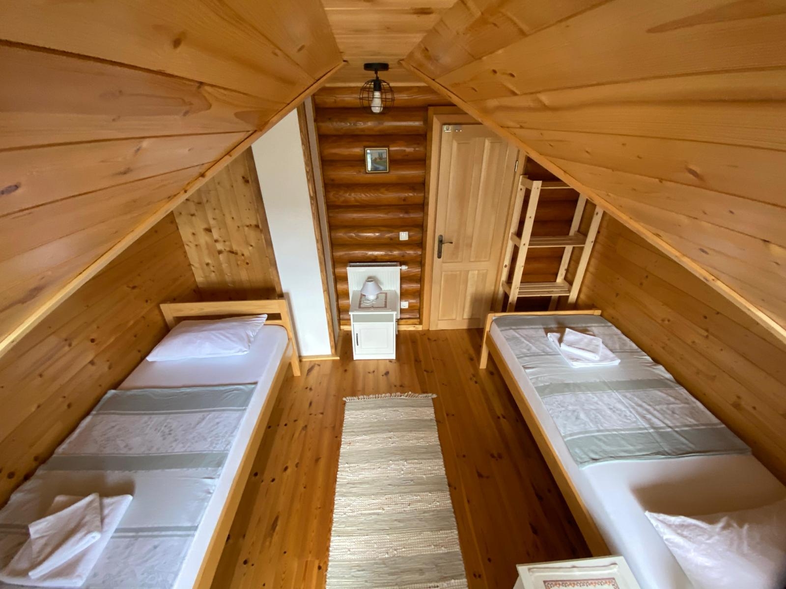 Four bedroom house with terrace Otočac, Velebit  K