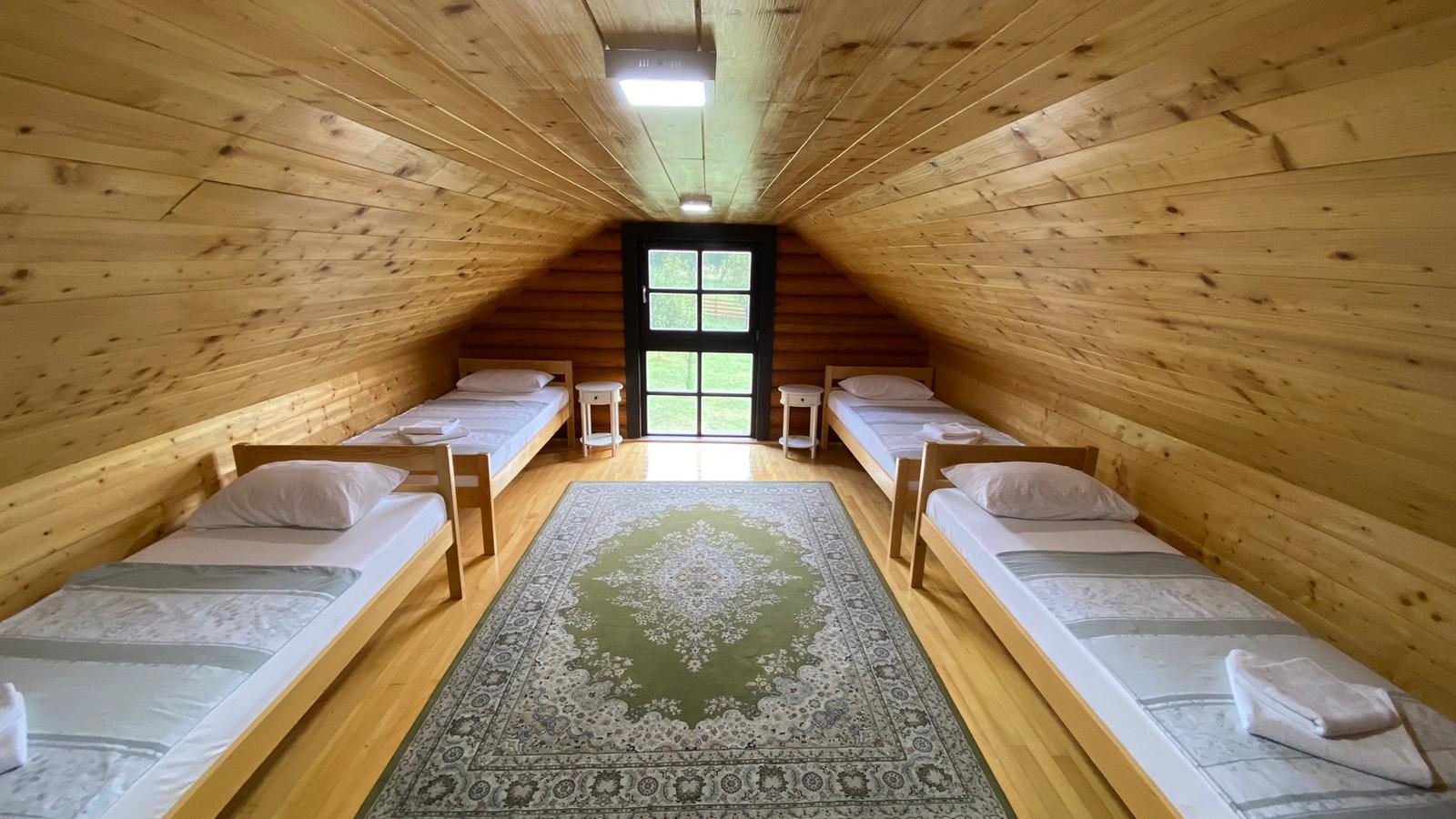 Four bedroom house with terrace Otočac, Velebit  K
