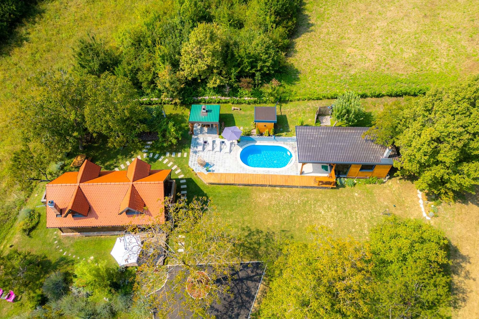 Dvosobna kuća s terasom Sveti Ivan Zelina, Prigorje  K