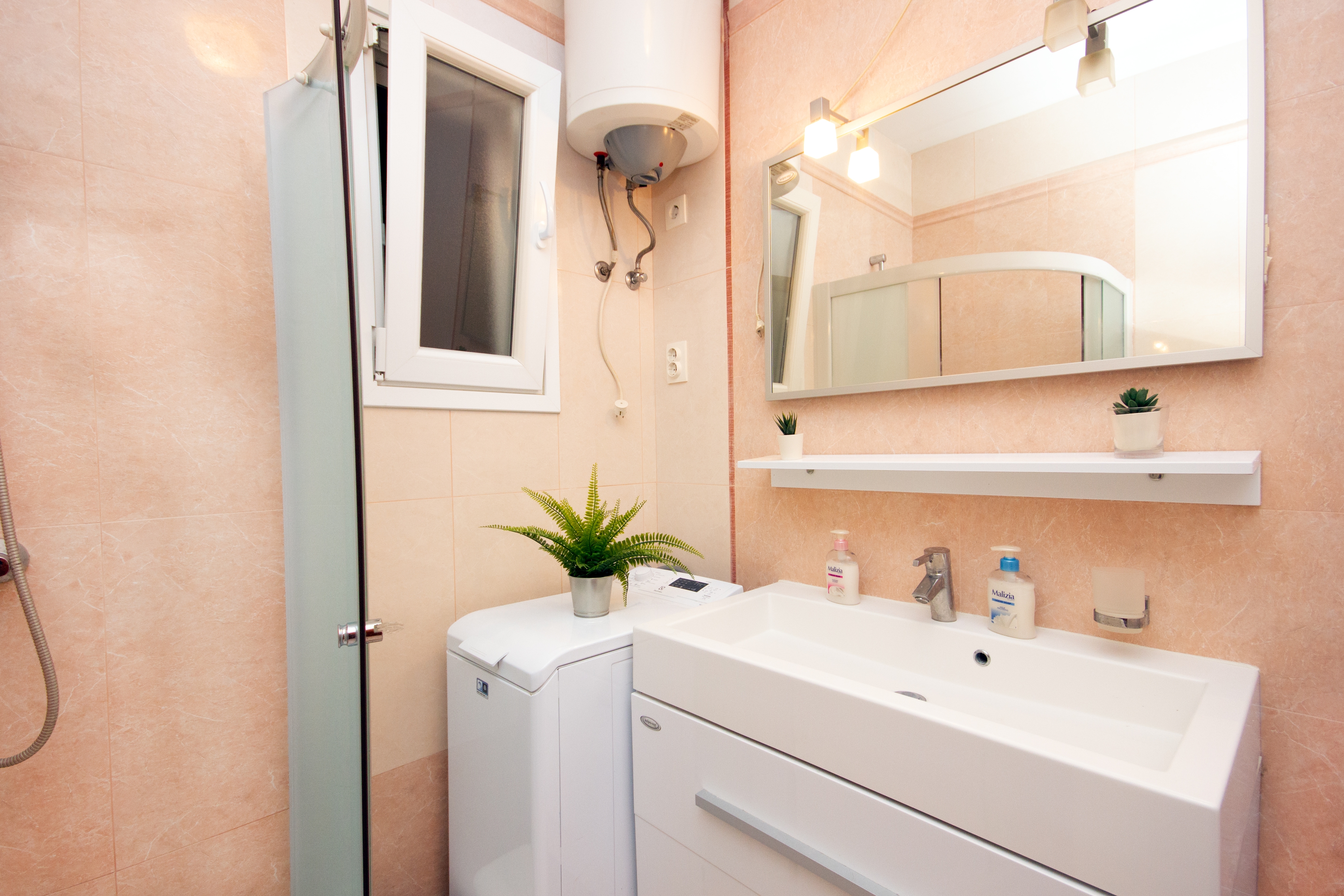 Two bedroom apartment with terrace and sea view Cove Gradina, Korčula  A-b