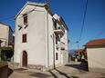 Vantačići, Krk, Object 20659 - Appartementen near sea with pebble beach.