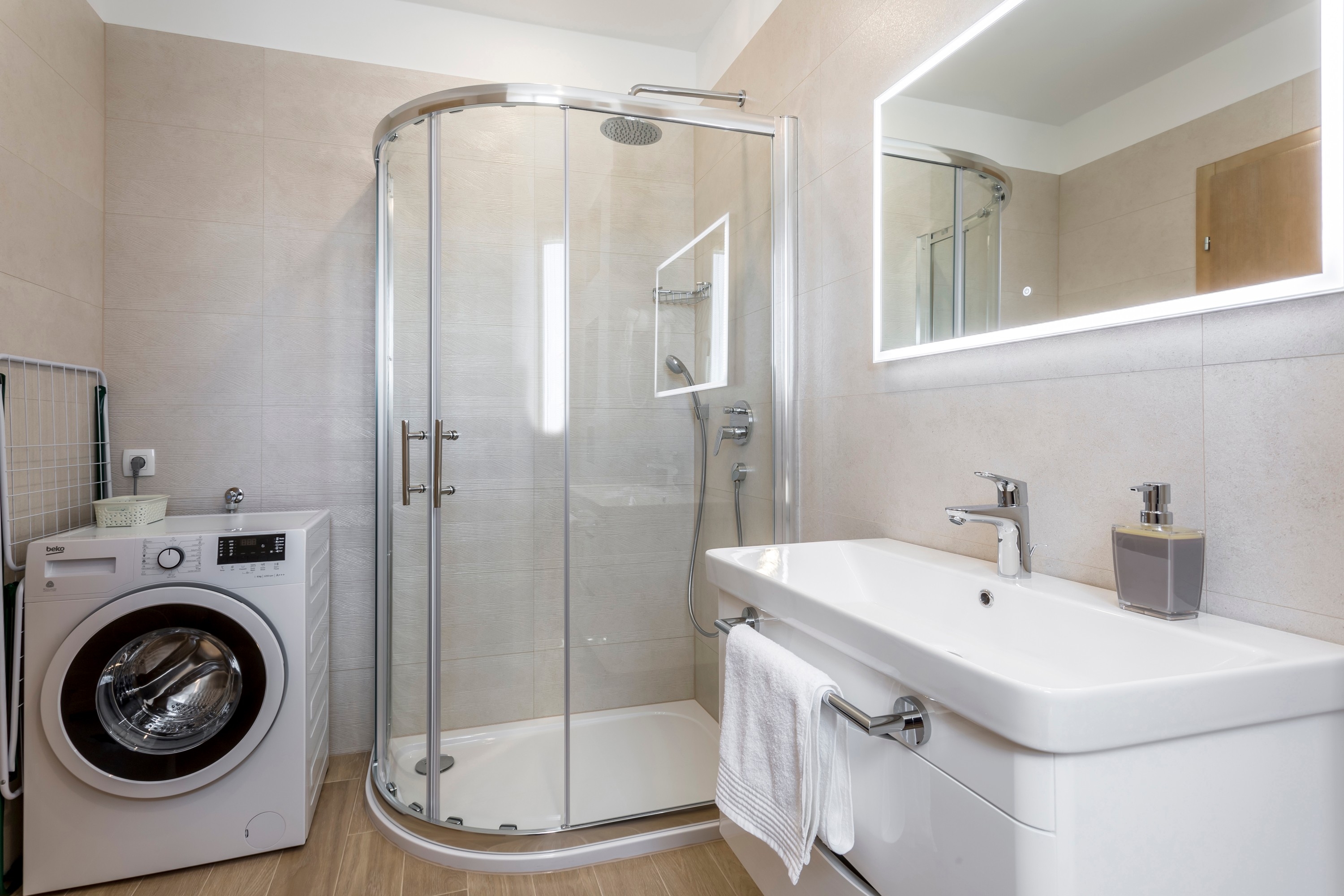 One bedroom apartment with balcony and sea view Podstrana, Split  A-c