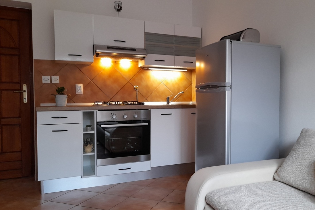 One bedroom apartment with terrace Pula  A-a