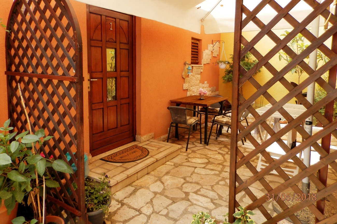 One bedroom apartment with terrace Pula  A-a