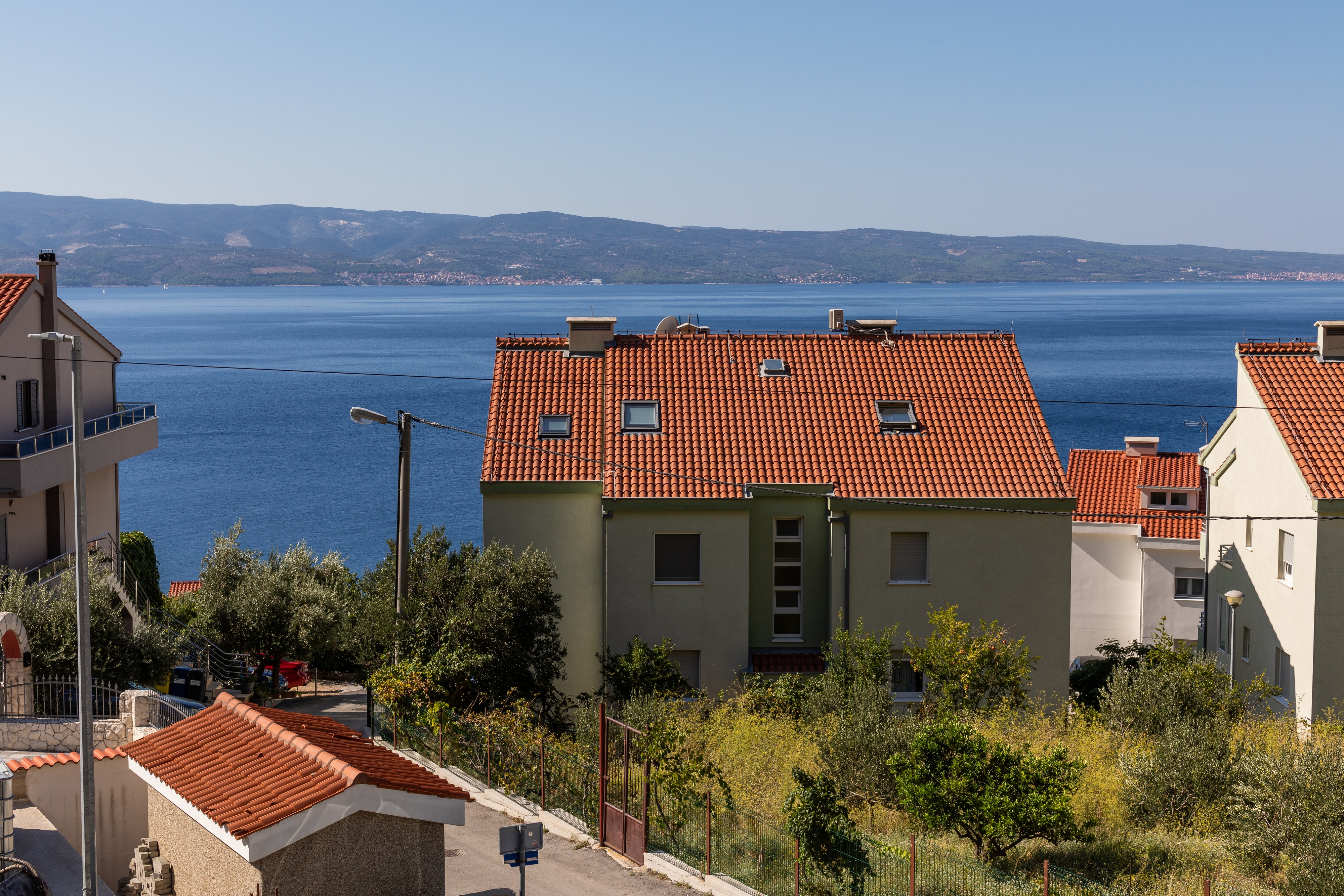 Two bedroom apartment with terrace and sea view Omiš  A-a