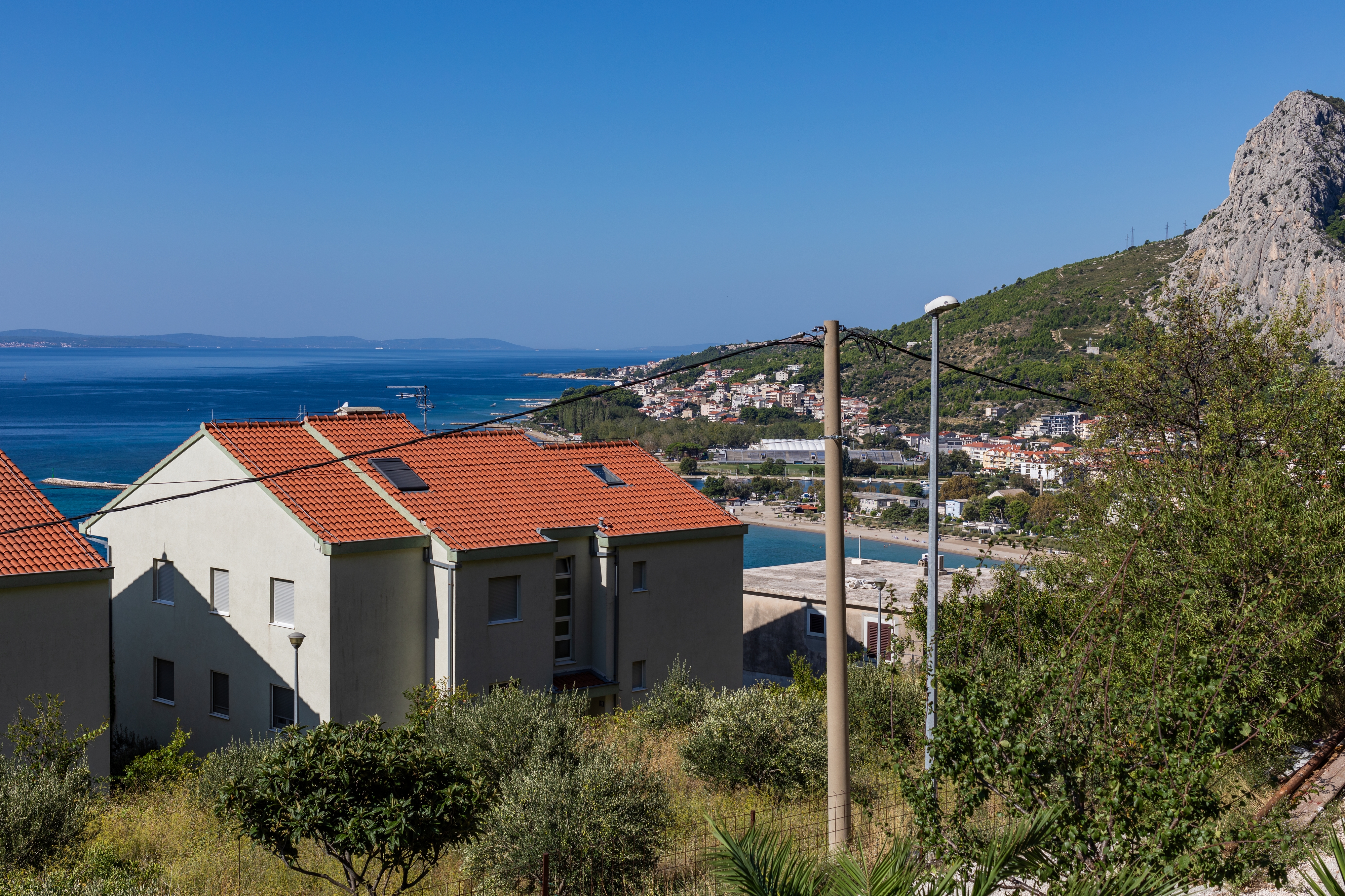Two bedroom apartment with terrace and sea view Omiš  A-a