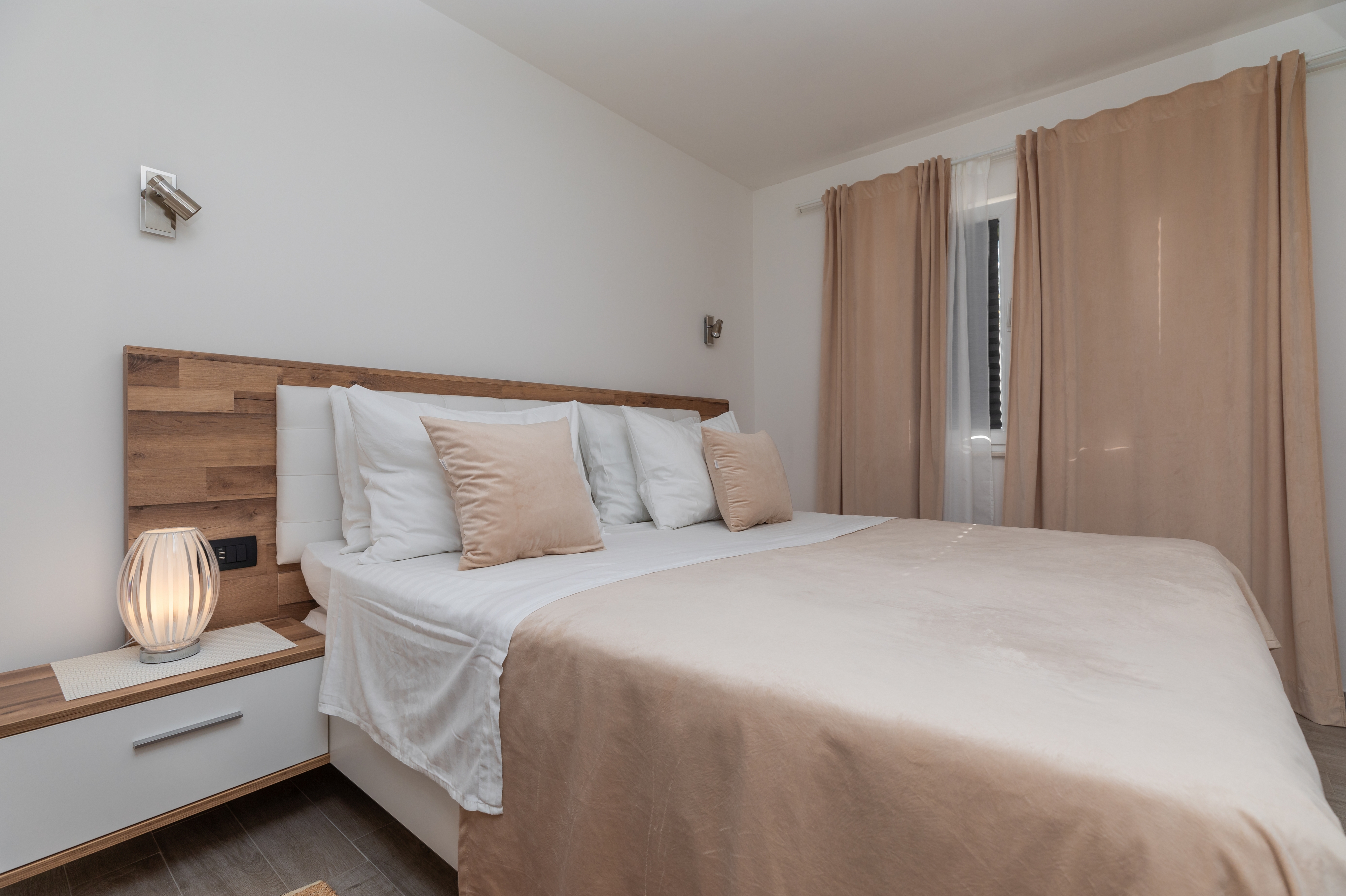 Two bedroom apartment with terrace and sea view Omiš  A-a