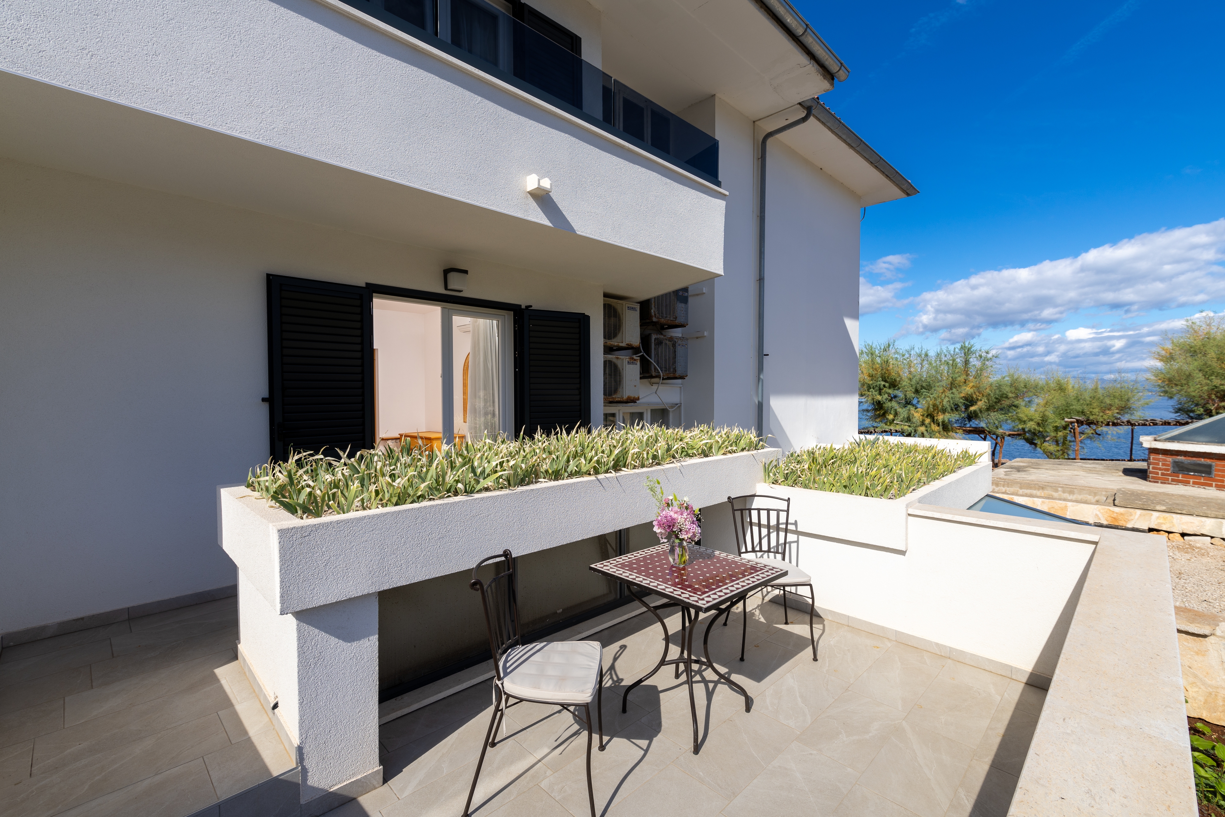 Room near beach Cove Pokrivenik, Hvar (S-2069-b)