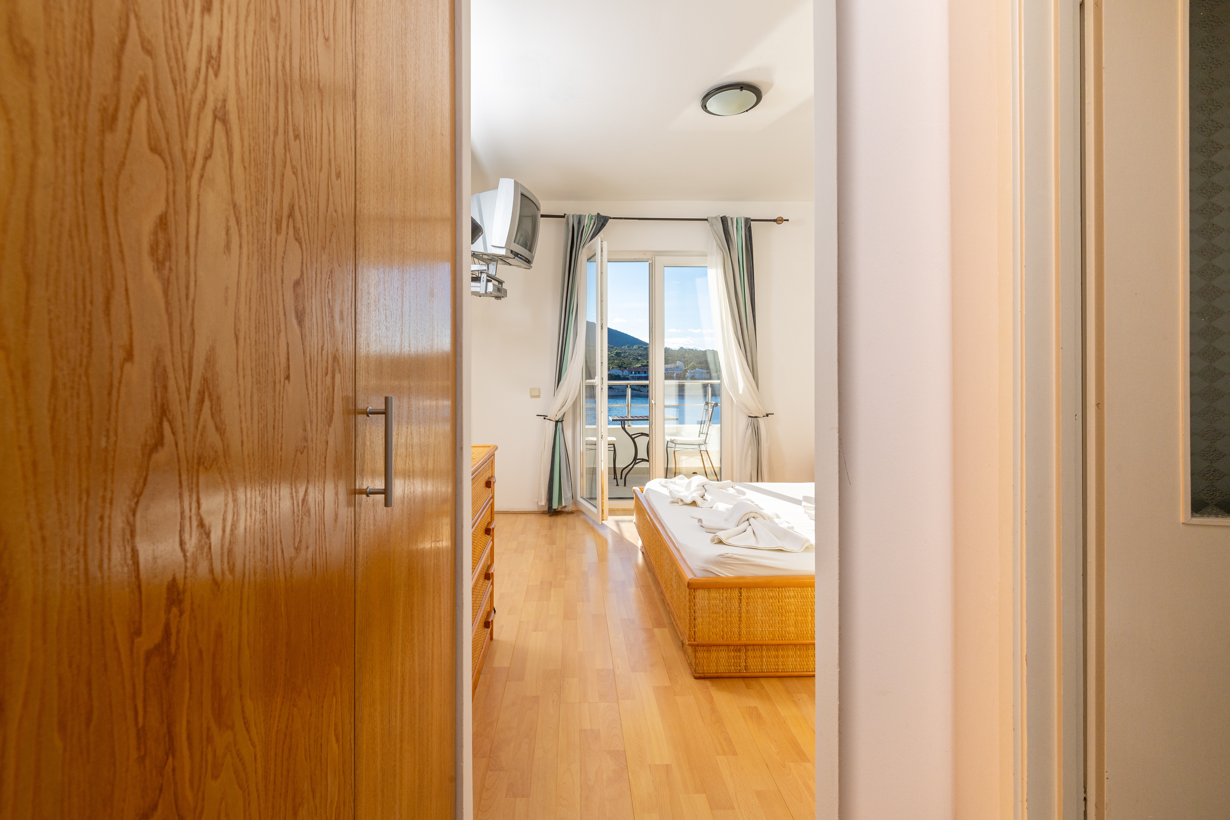 Top Hvar Pokrivenik Top Hvar Pokrivenik