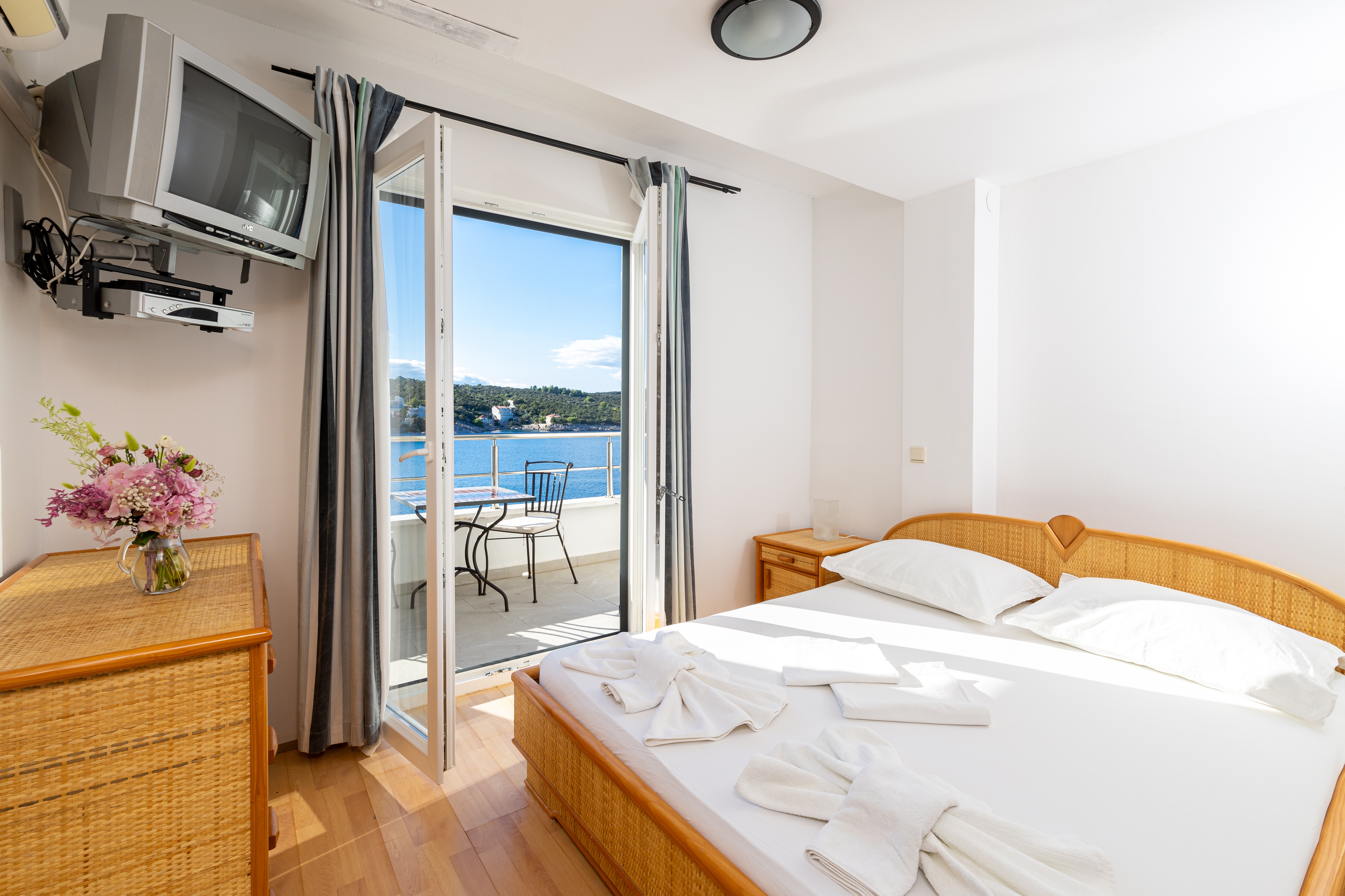 Top Hvar Pokrivenik Top Hvar Pokrivenik