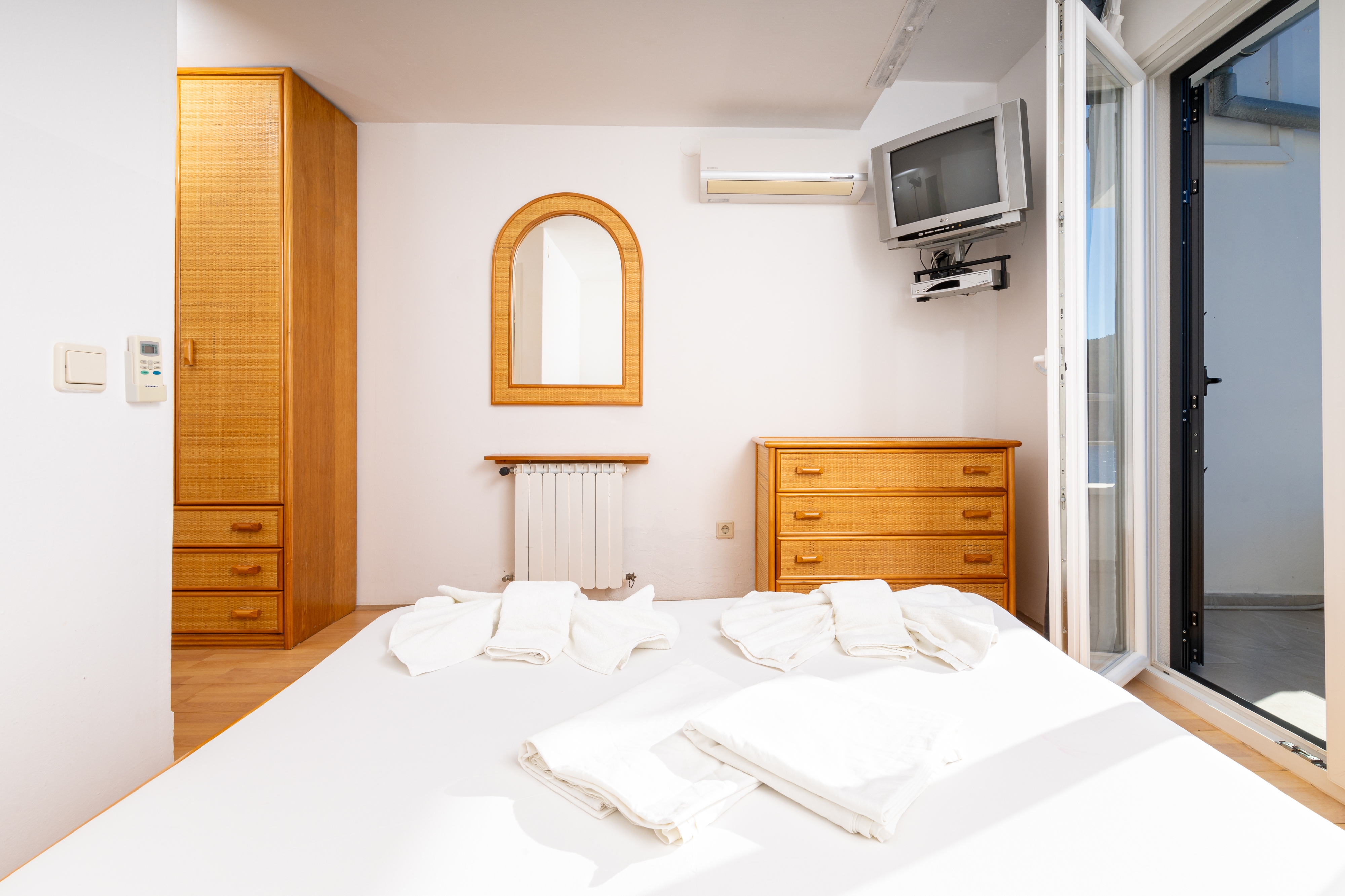 Top Hvar Pokrivenik Top Hvar Pokrivenik