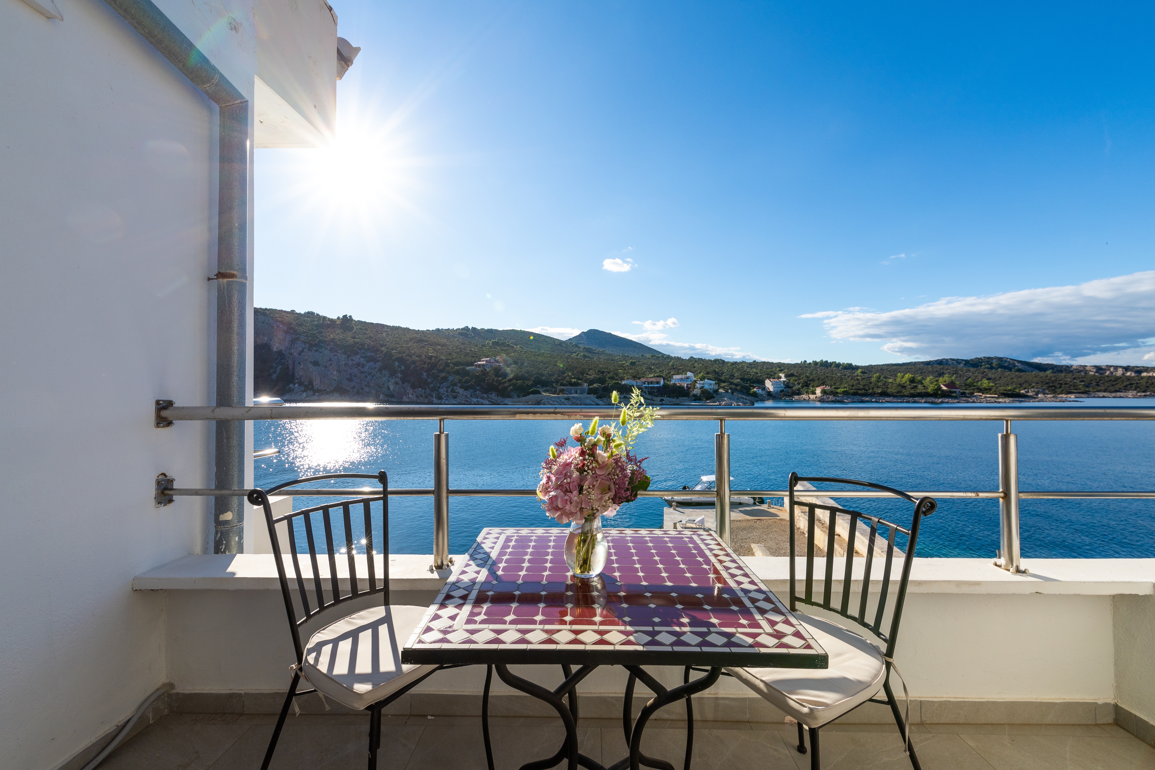 Room near beach Cove Pokrivenik, Hvar (S-2069-i)