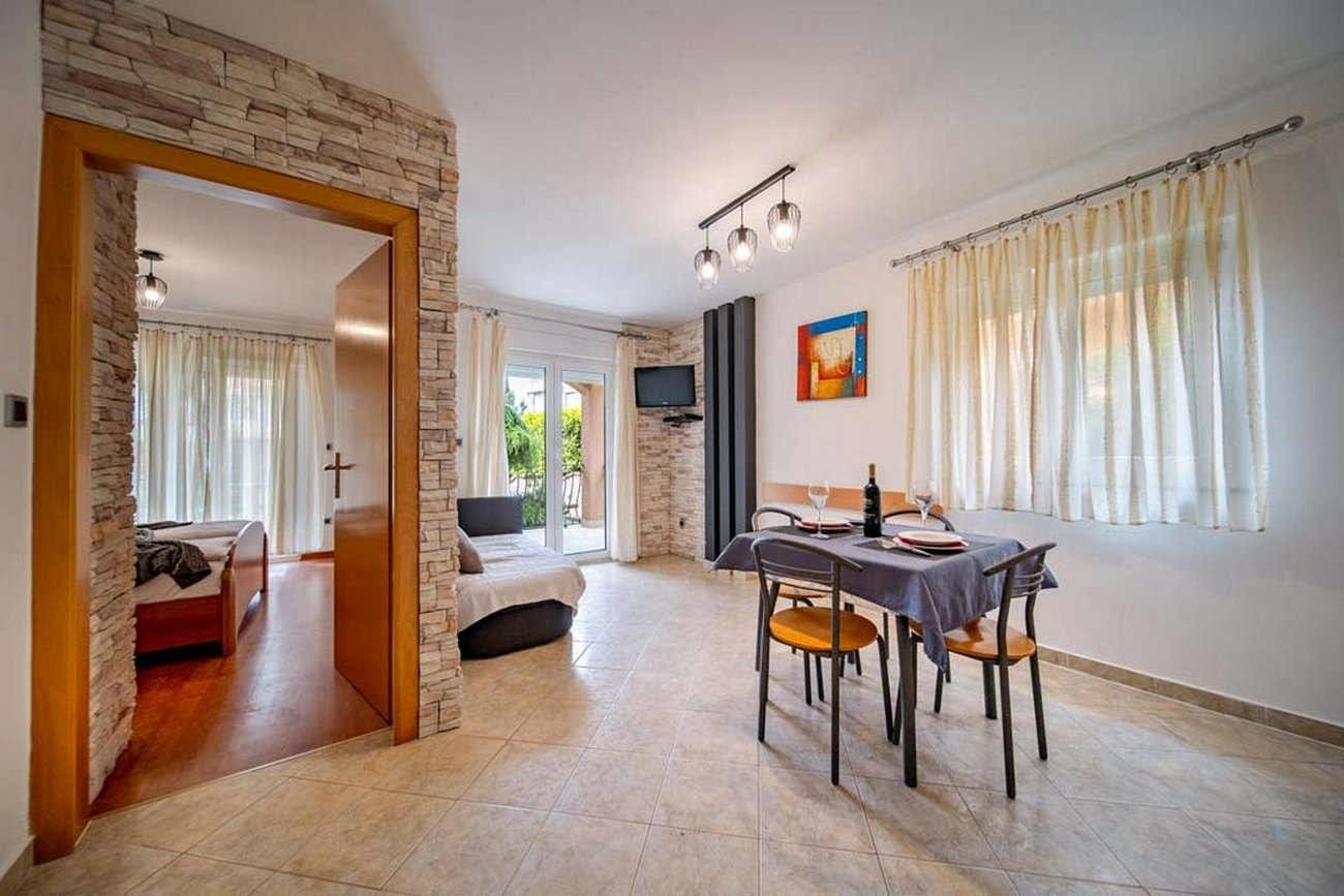 One bedroom apartment with terrace Lopar, Rab  A-a