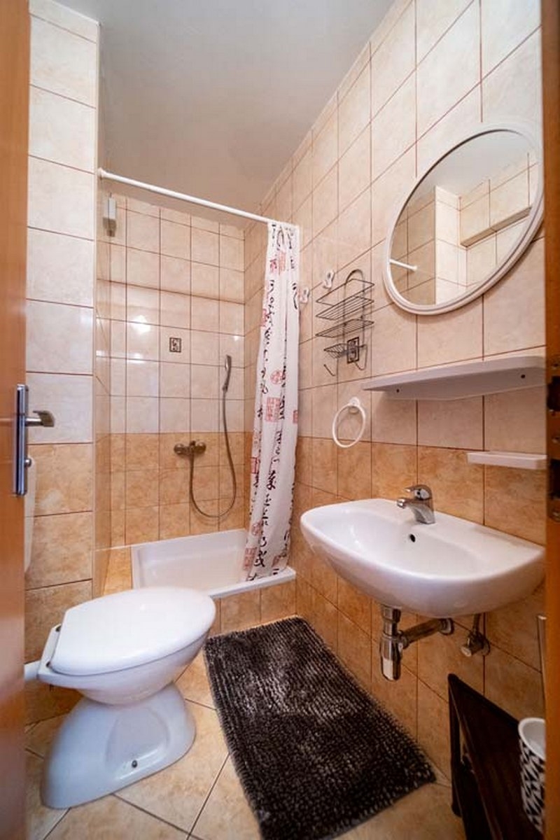 One bedroom apartment with terrace Lopar, Rab  A-c