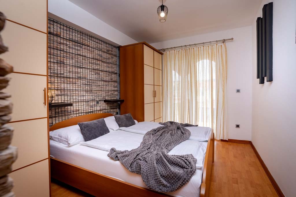 One bedroom apartment with terrace Lopar, Rab  A-c