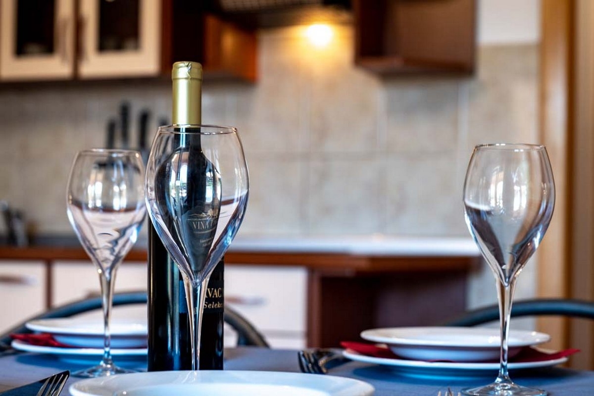 Two bedroom apartment with terrace Lopar, Rab  A-e