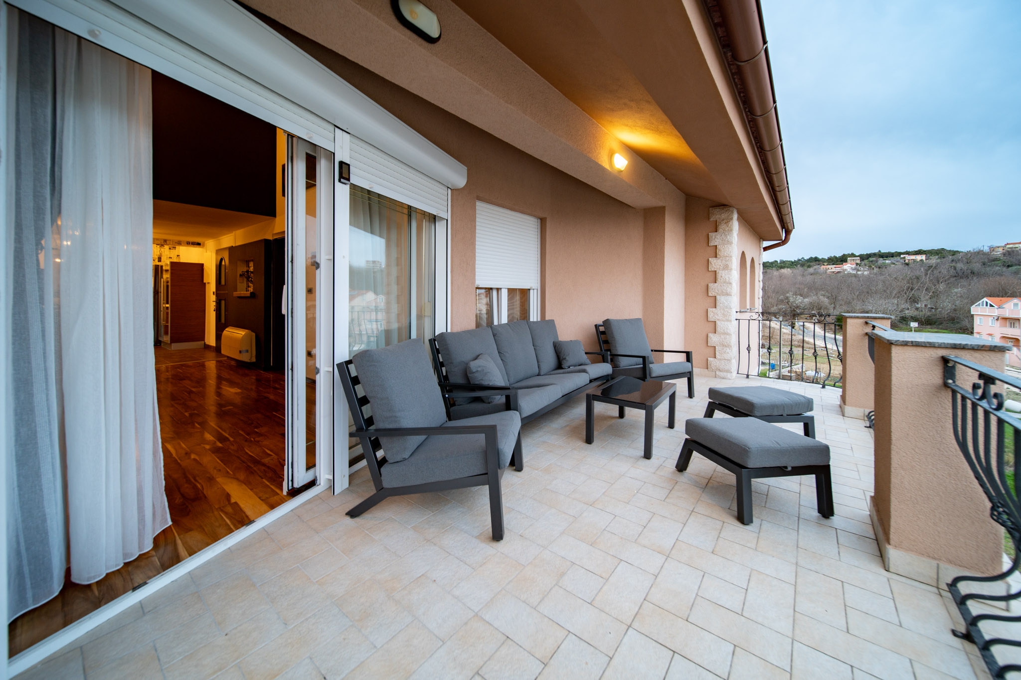 Four bedroom apartment with terrace Lopar, Rab  A-g
