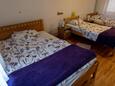 Garešnica, Bedroom in the studio-apartment, WiFi.