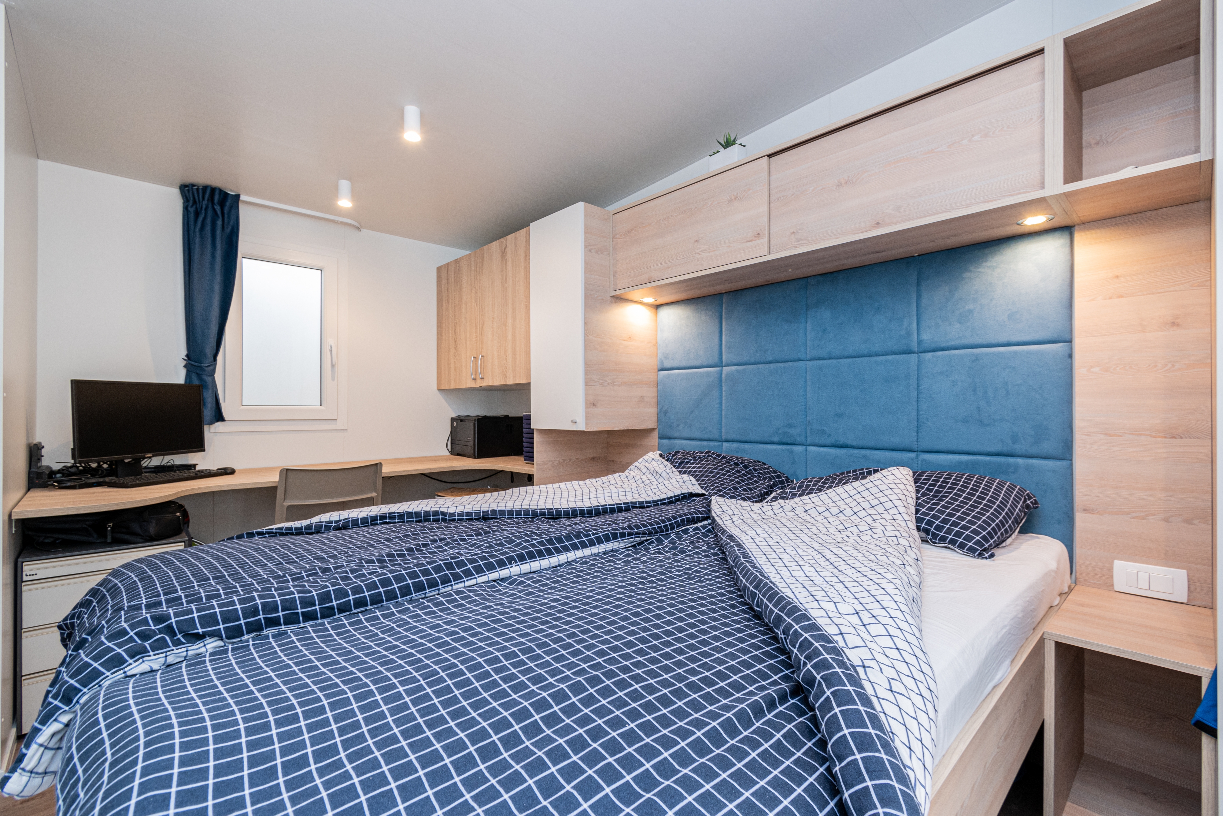 Two bedroom apartment near beach Drage, Biograd  A-a