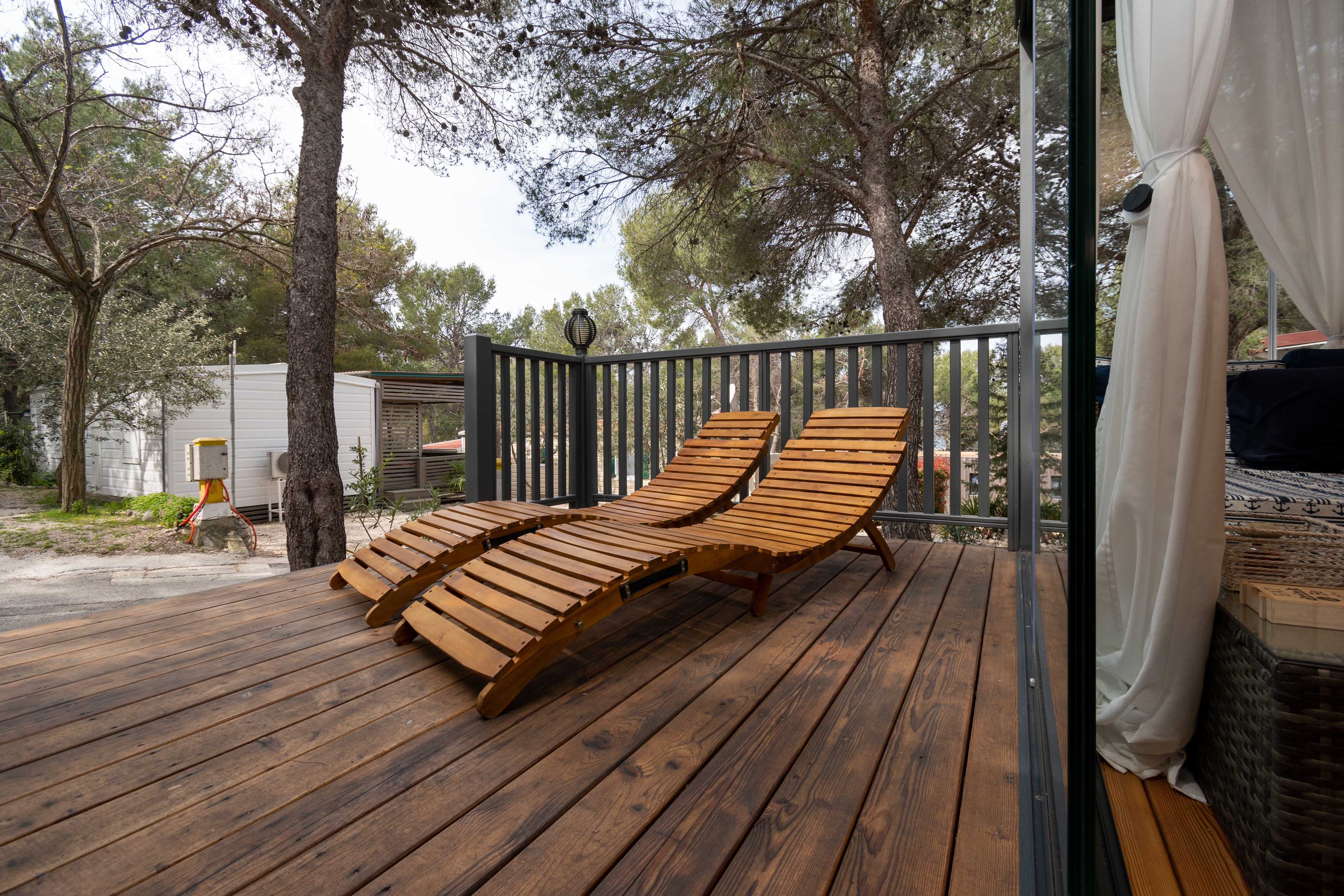 Two bedroom apartment near beach Drage, Biograd  A-a