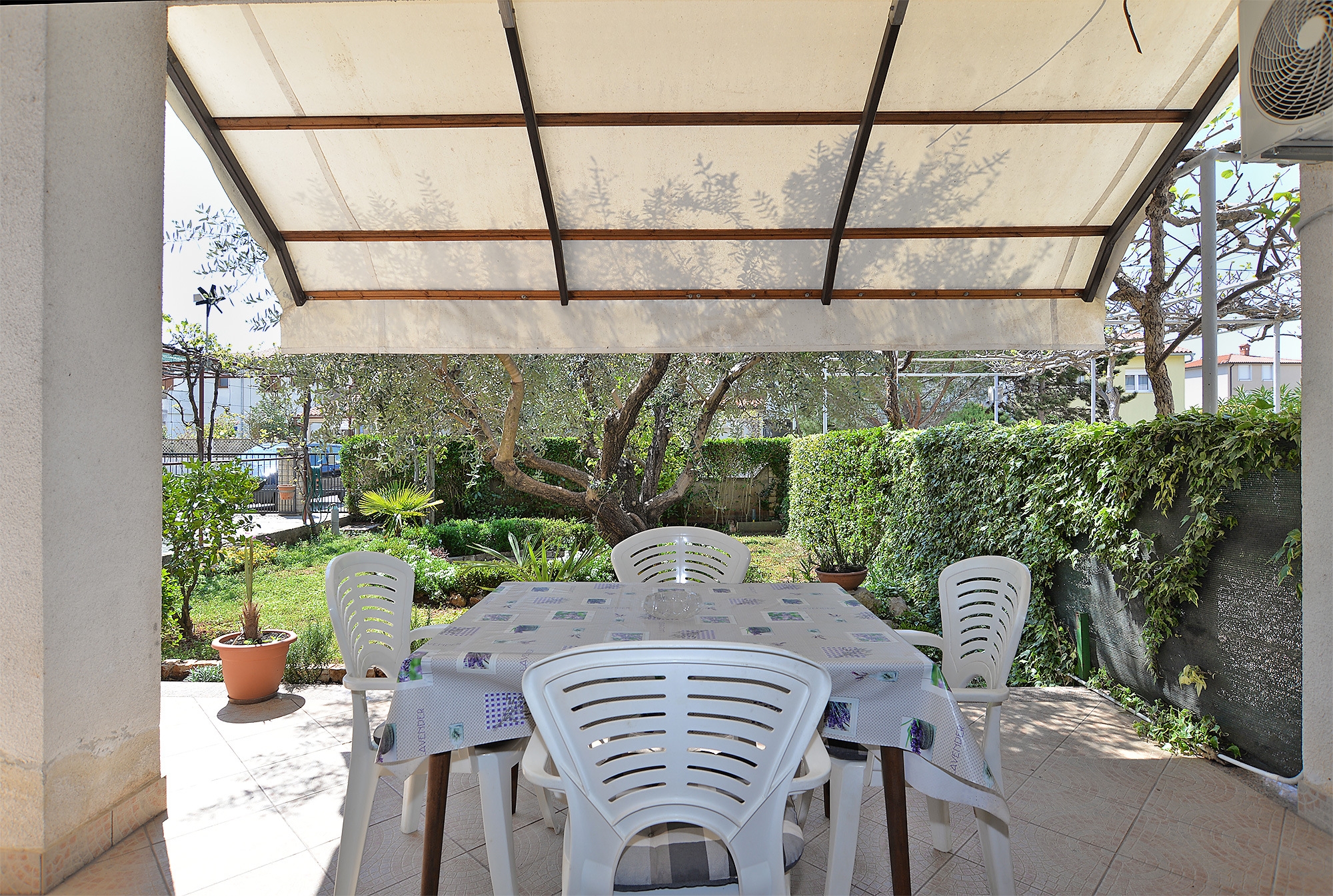 One bedroom apartment with terrace Valbandon, Fažana  A-a
