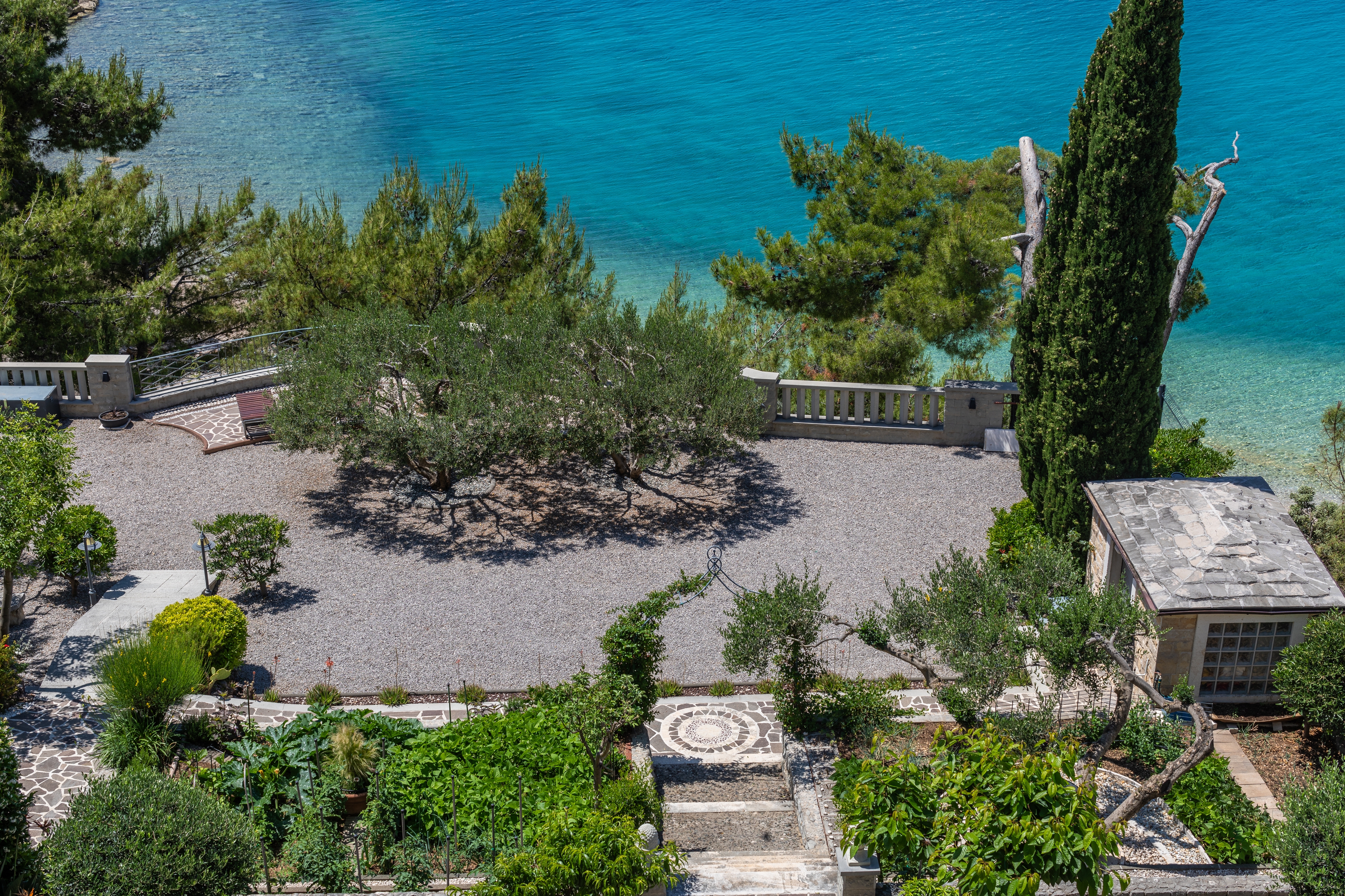One bedroom apartment with balcony and sea view Brela, Makarska  A-a