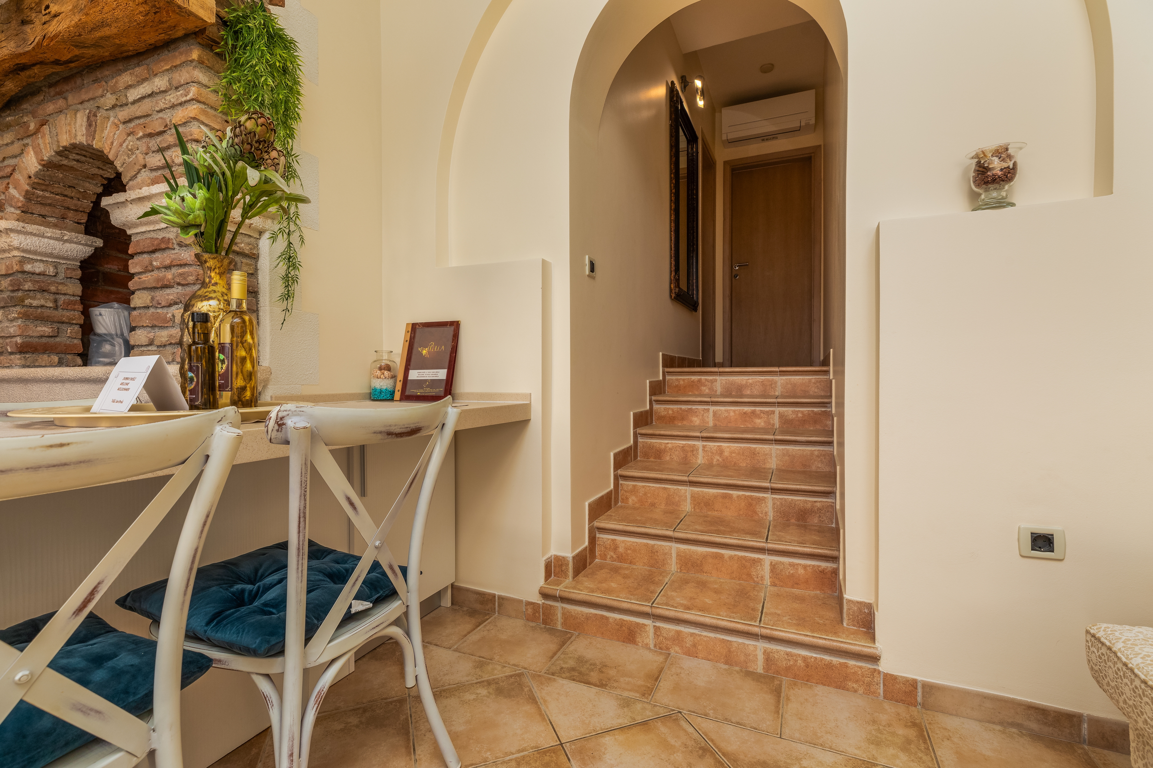 Two bedroom apartment with terrace and sea view Brela, Makarska  A-c