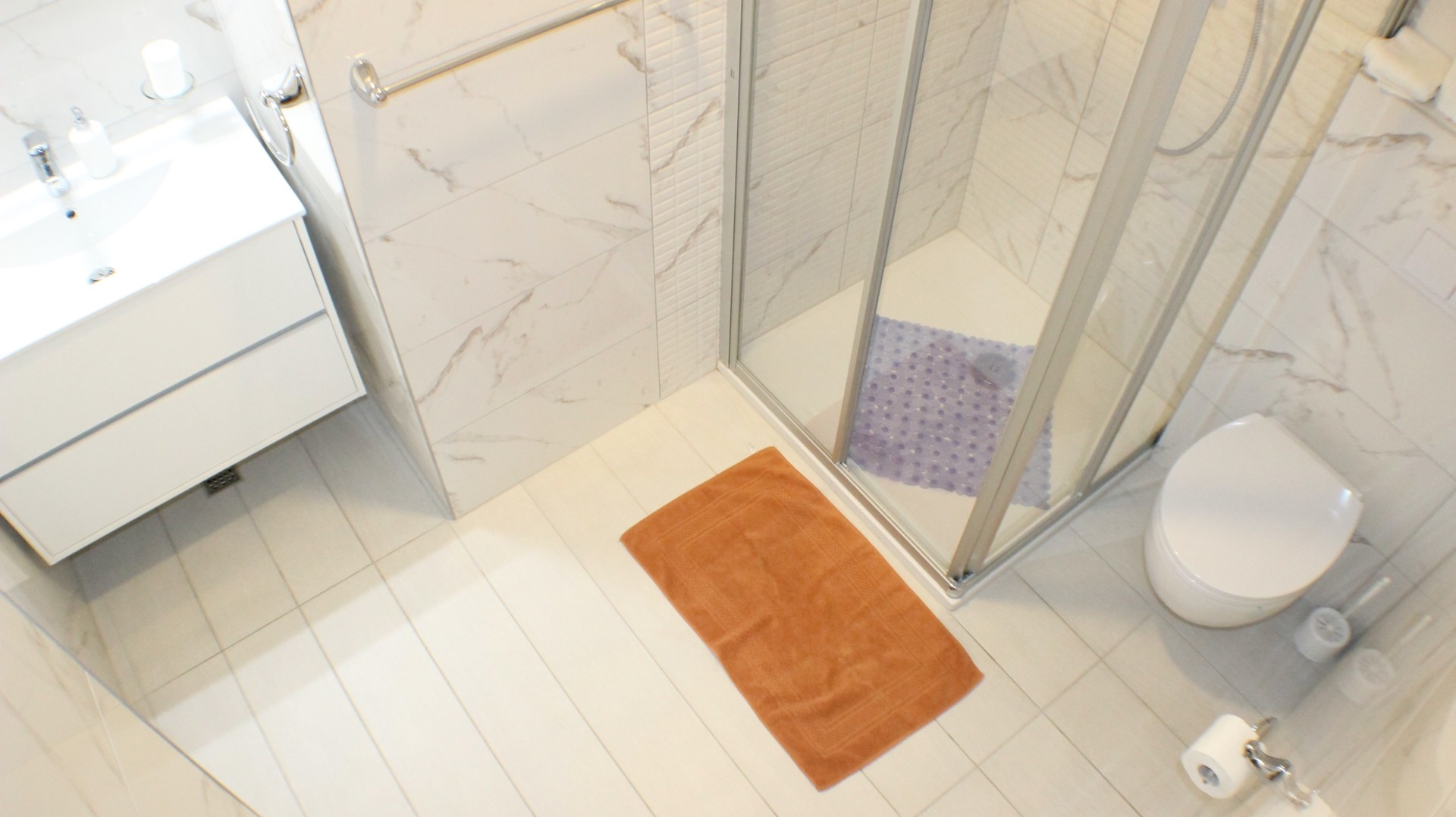 Two bedroom apartment with terrace Promajna, Makarska  A-b