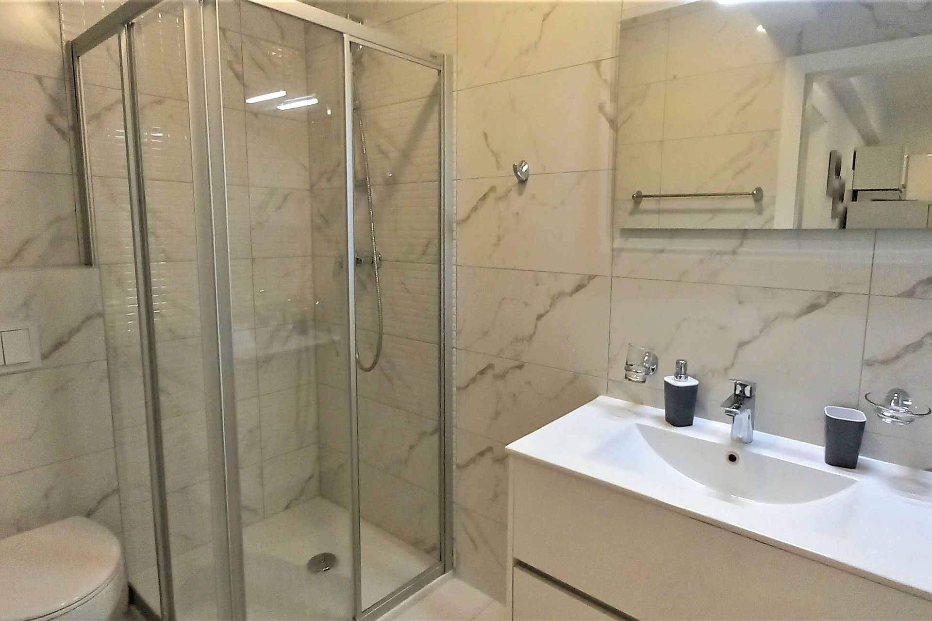Two bedroom apartment with terrace Promajna, Makarska  A-c