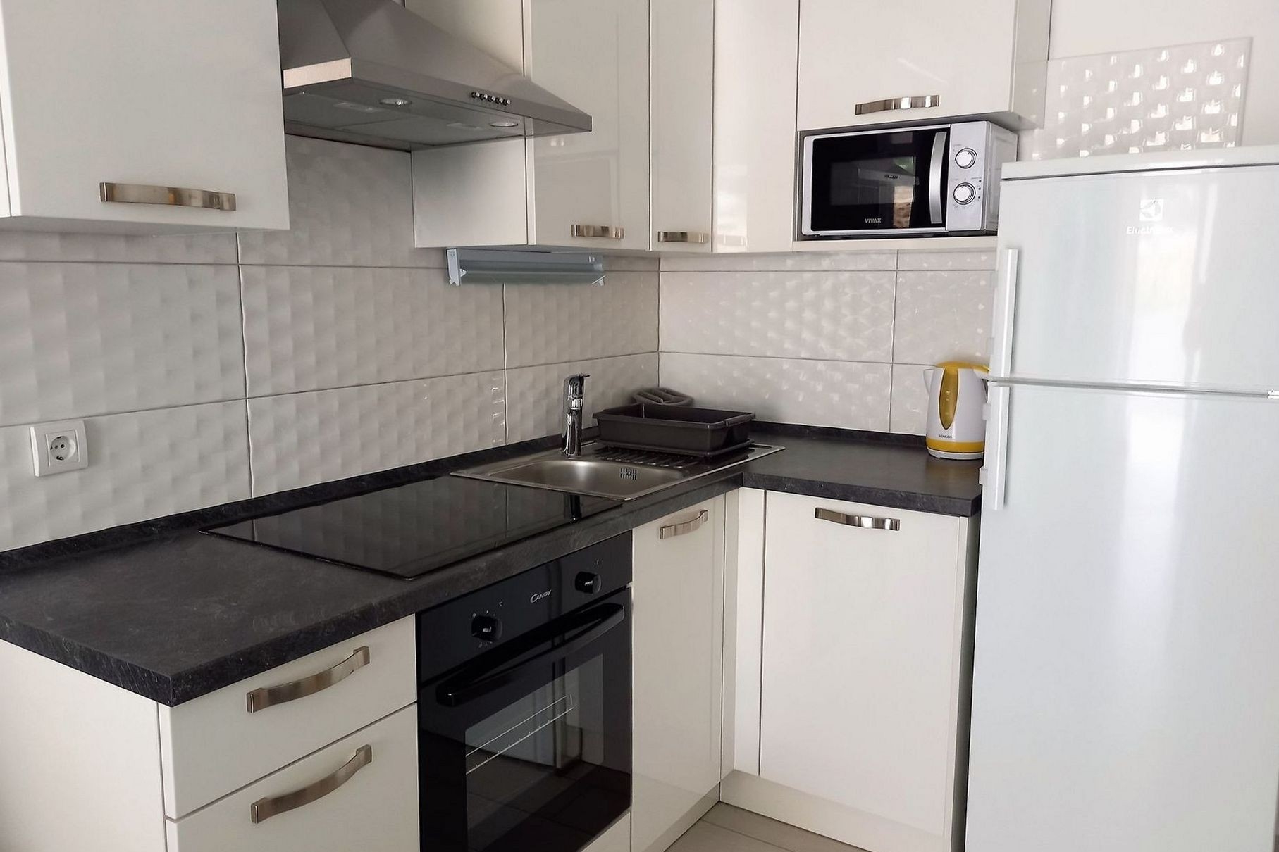 Two bedroom apartment with terrace Promajna, Makarska  A-c