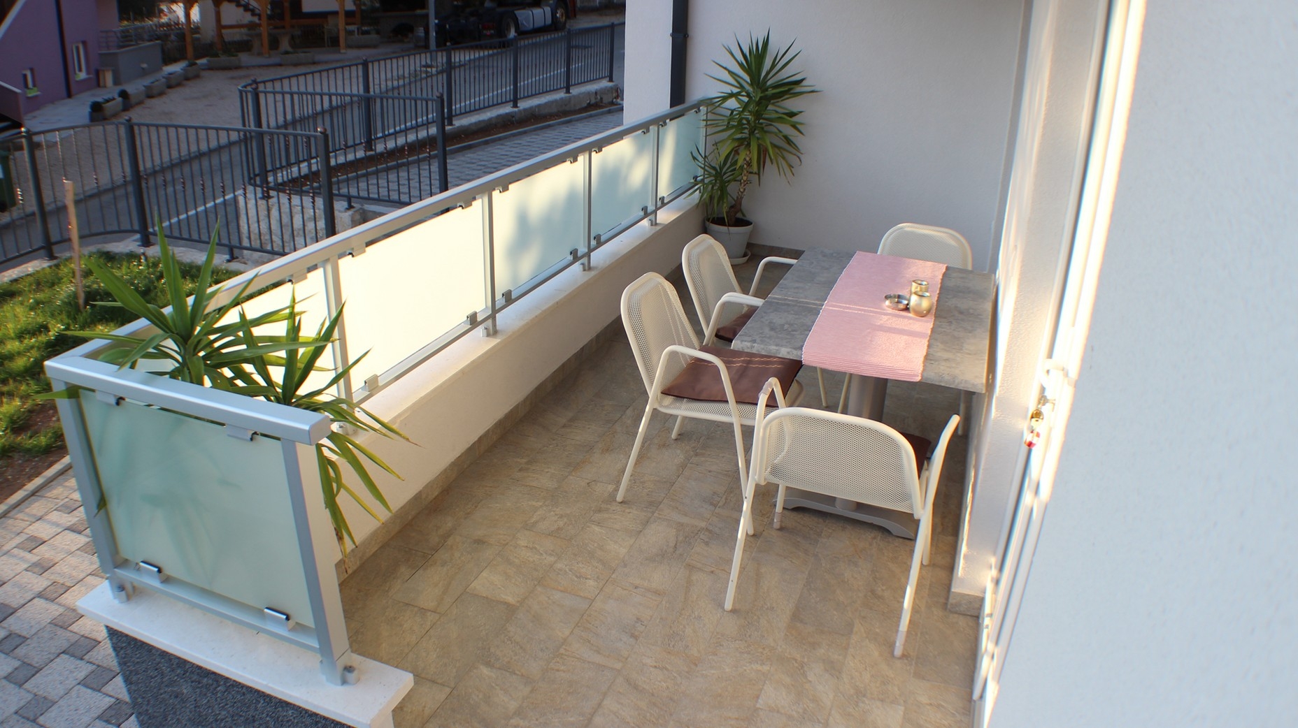Two bedroom apartment with terrace Promajna, Makarska  A-d