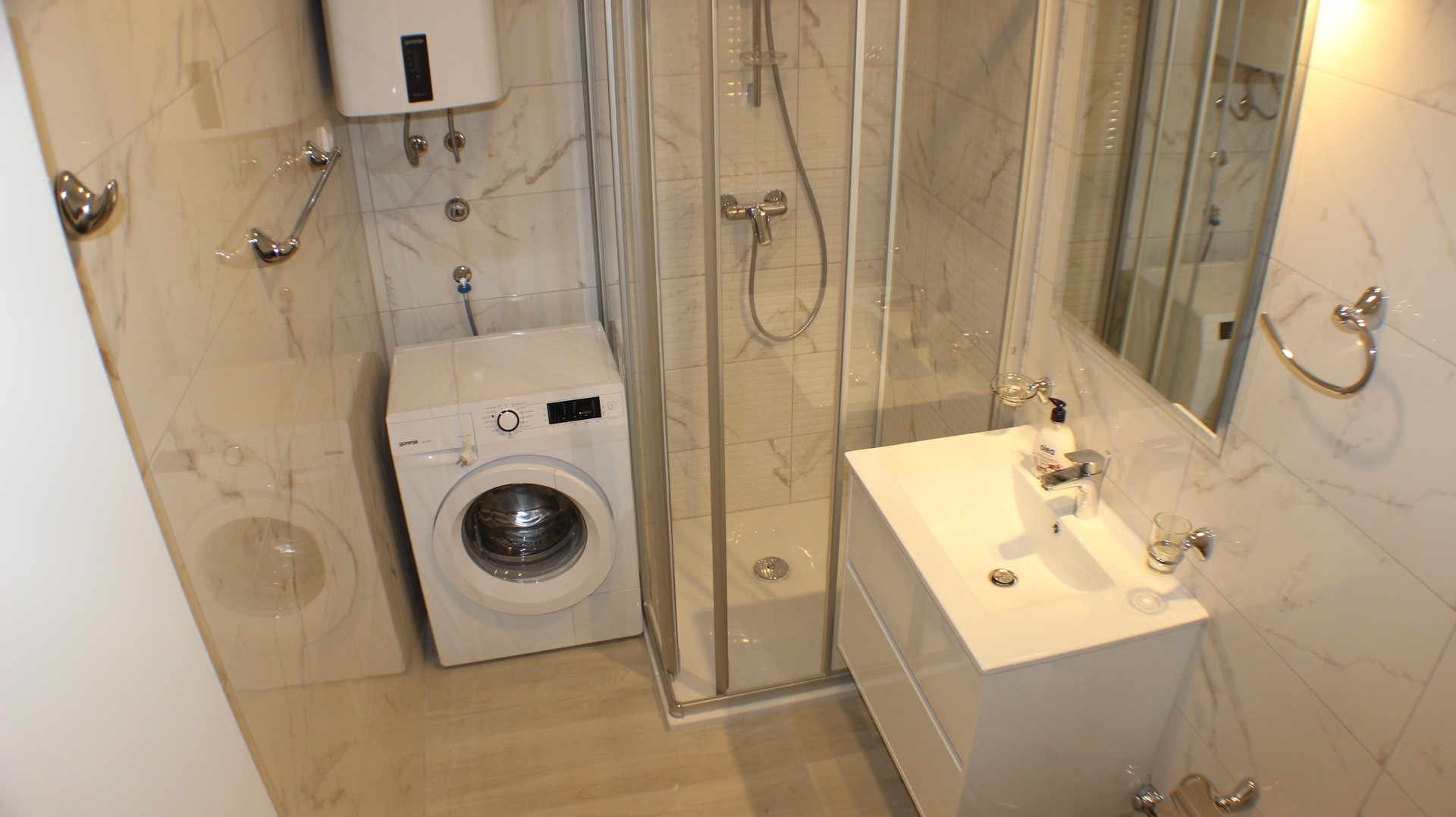 One bedroom apartment with terrace Promajna, Makarska  A-e