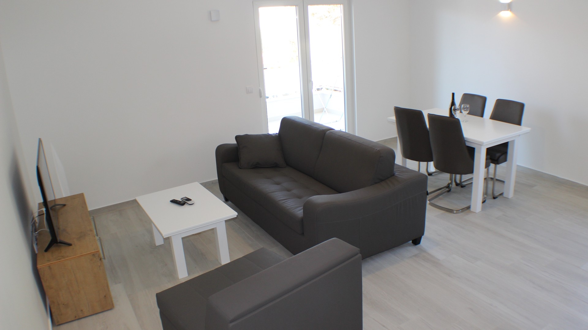 One bedroom apartment with terrace Promajna, Makarska  A-e