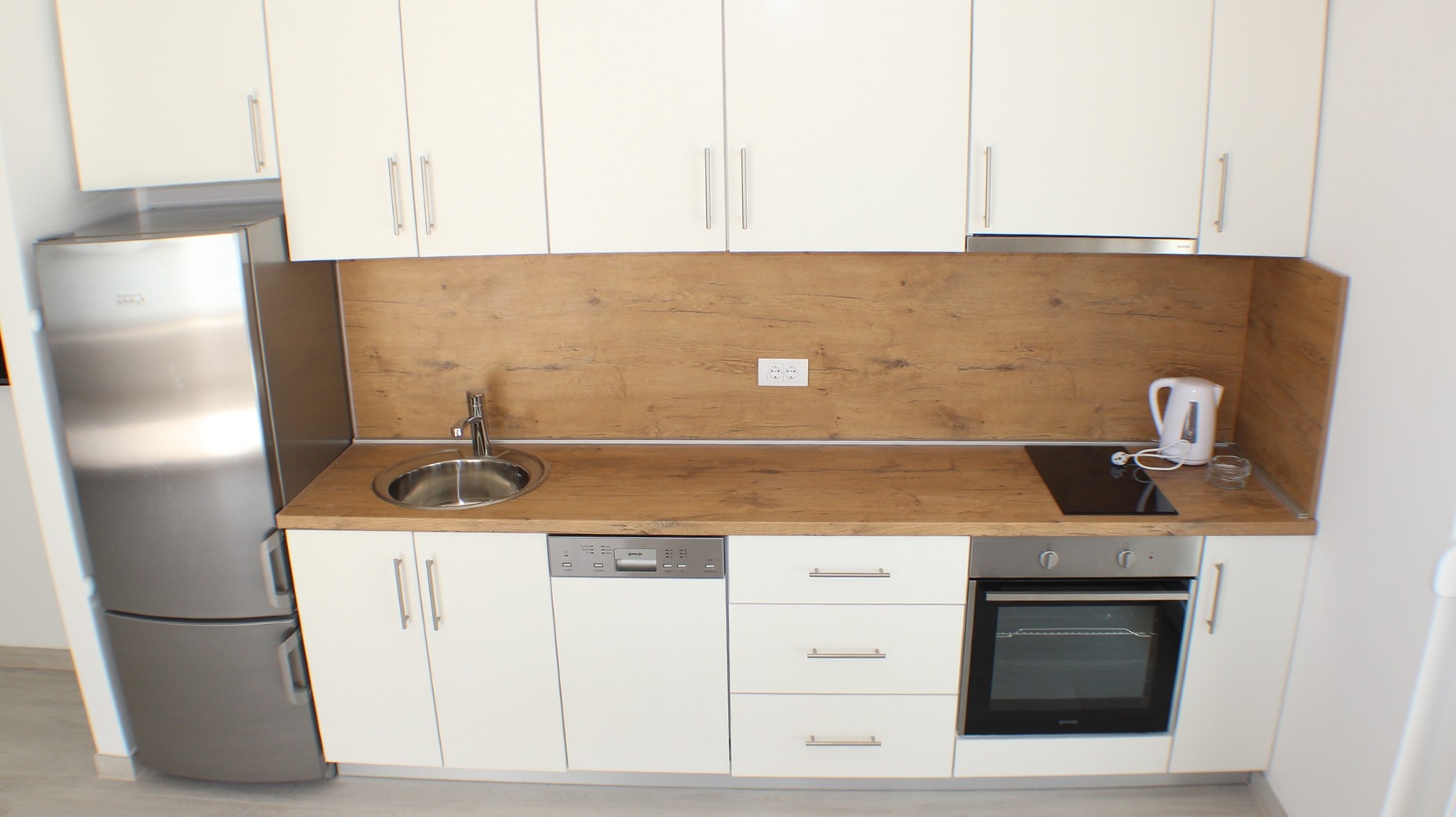 One bedroom apartment with terrace Promajna, Makarska  A-g
