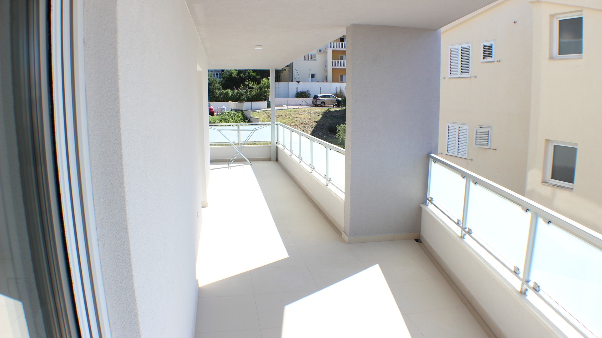 One bedroom apartment with terrace Promajna, Makarska  A-g
