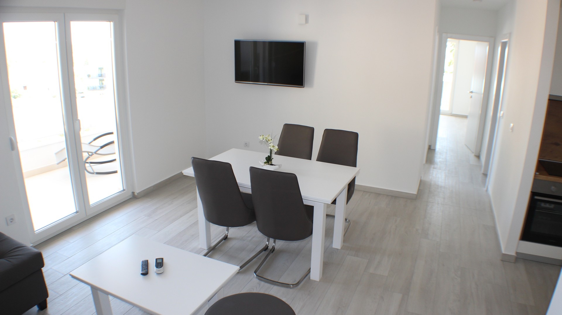 Two bedroom apartment with terrace and sea view Promajna, Makarska  A-i