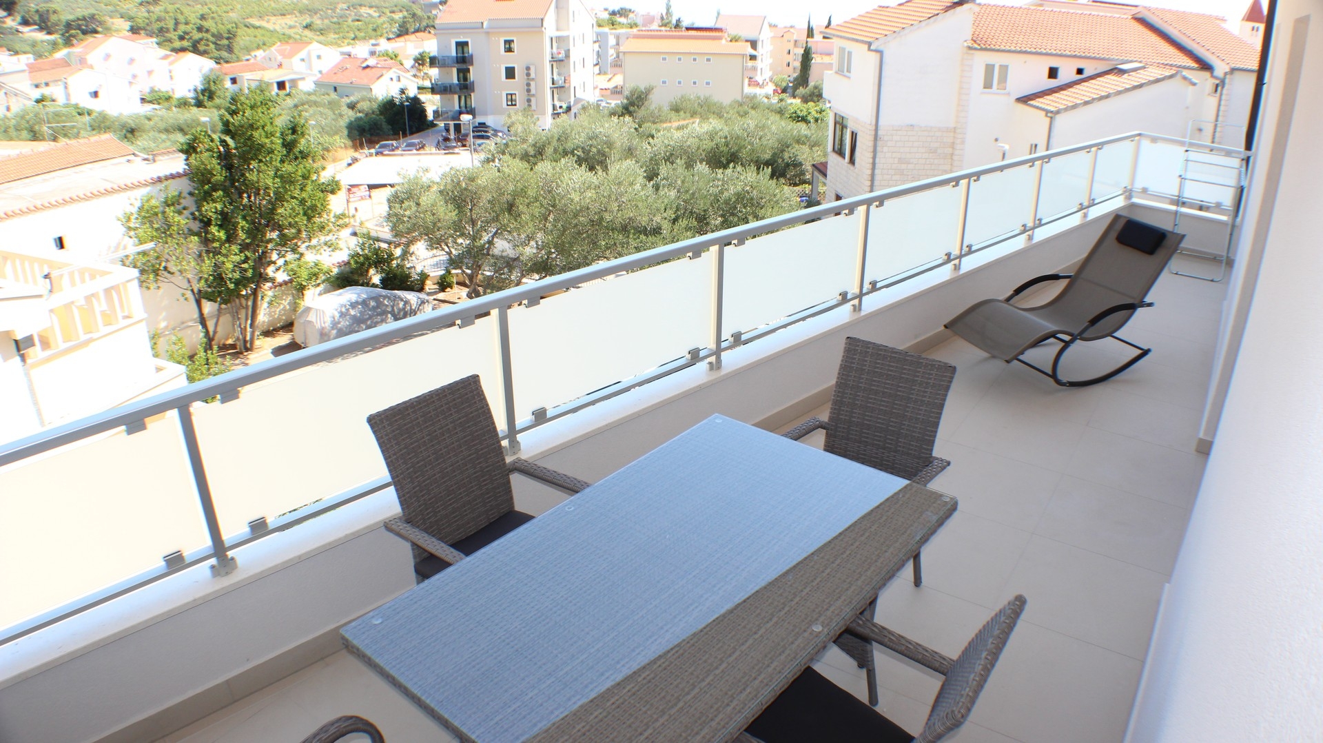Two bedroom apartment with terrace and sea view Promajna, Makarska  A-i