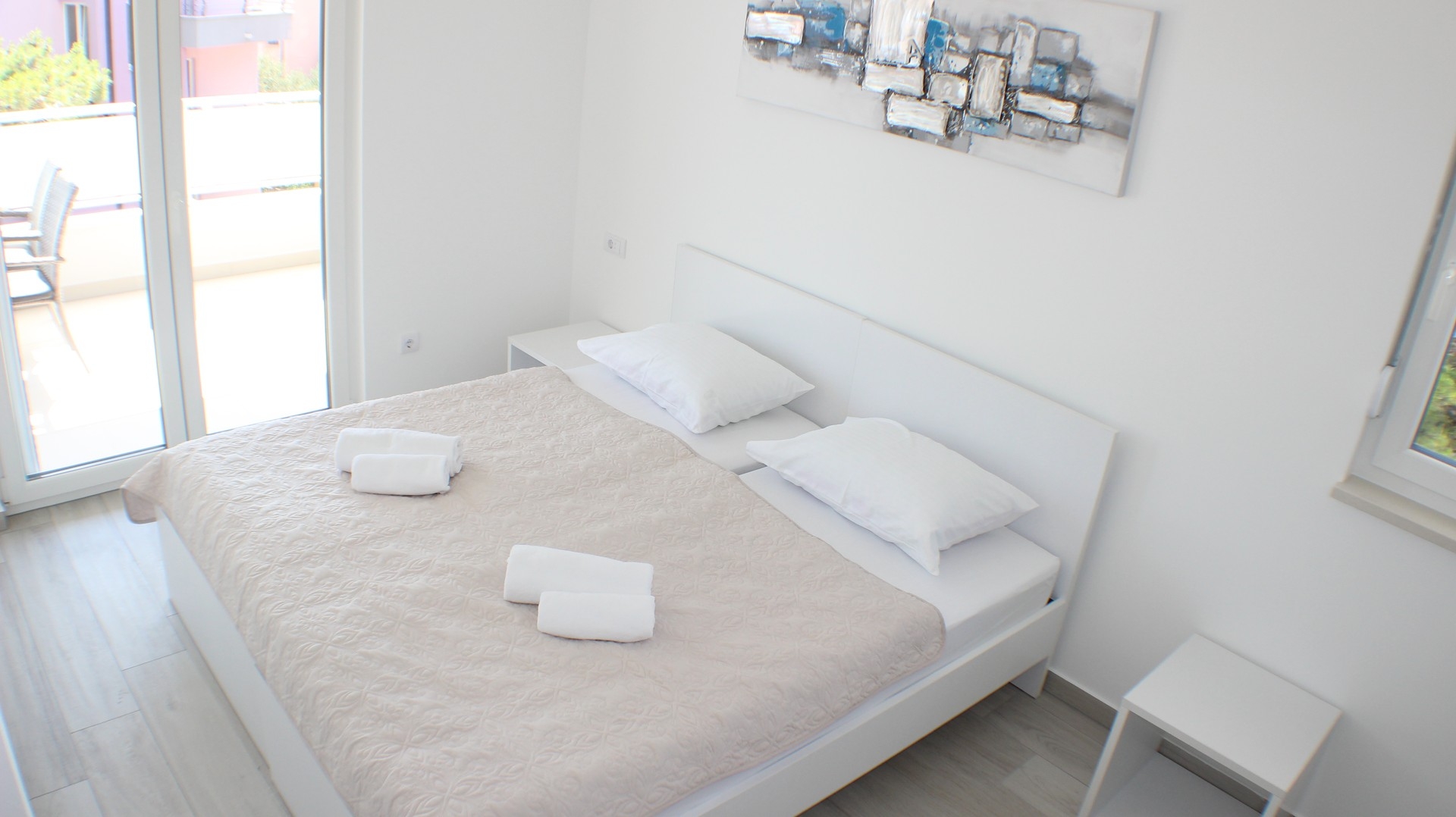 Two bedroom apartment with terrace Promajna, Makarska  A-j