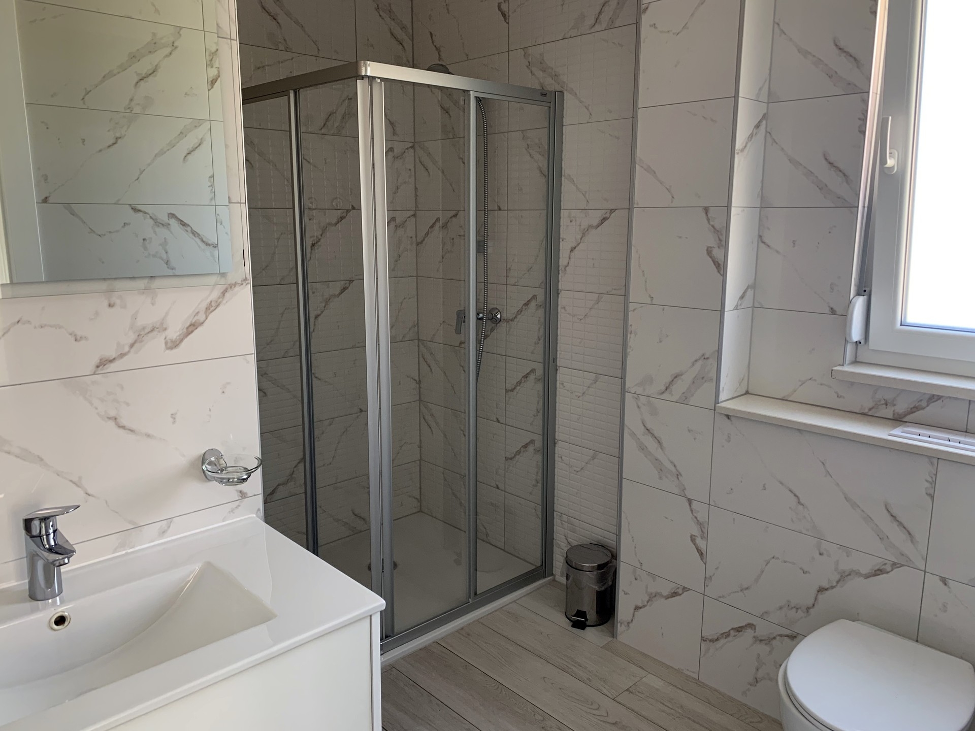 Two bedroom apartment with terrace and sea view Promajna, Makarska  A-k
