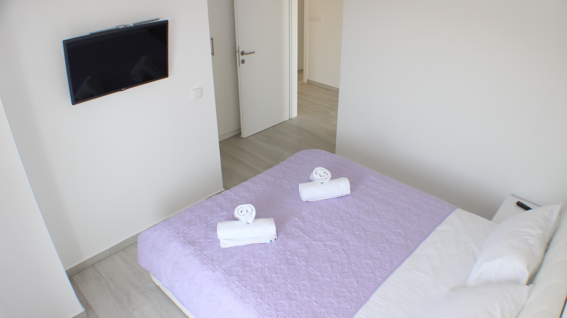 Two bedroom apartment with terrace and sea view Promajna, Makarska  A-m