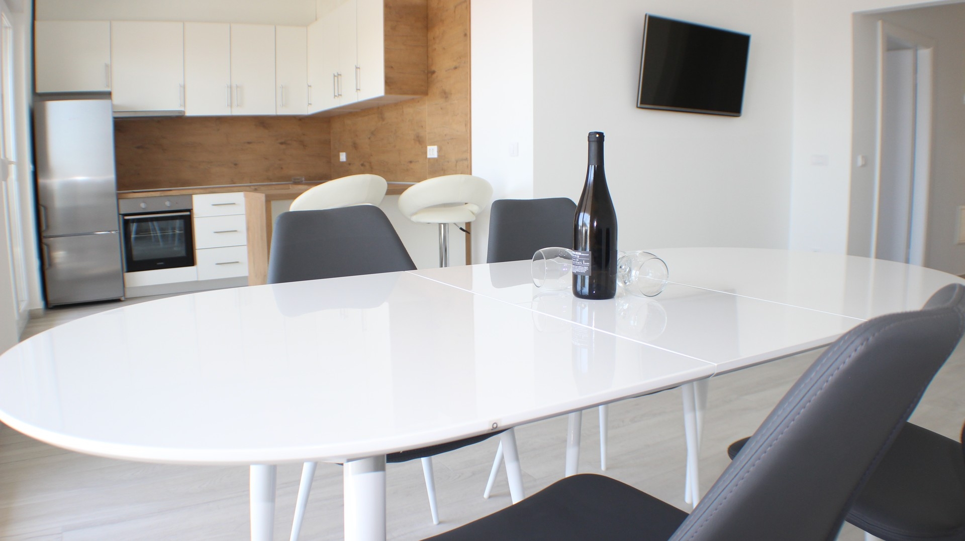 Two bedroom apartment with terrace and sea view Promajna, Makarska  A-m
