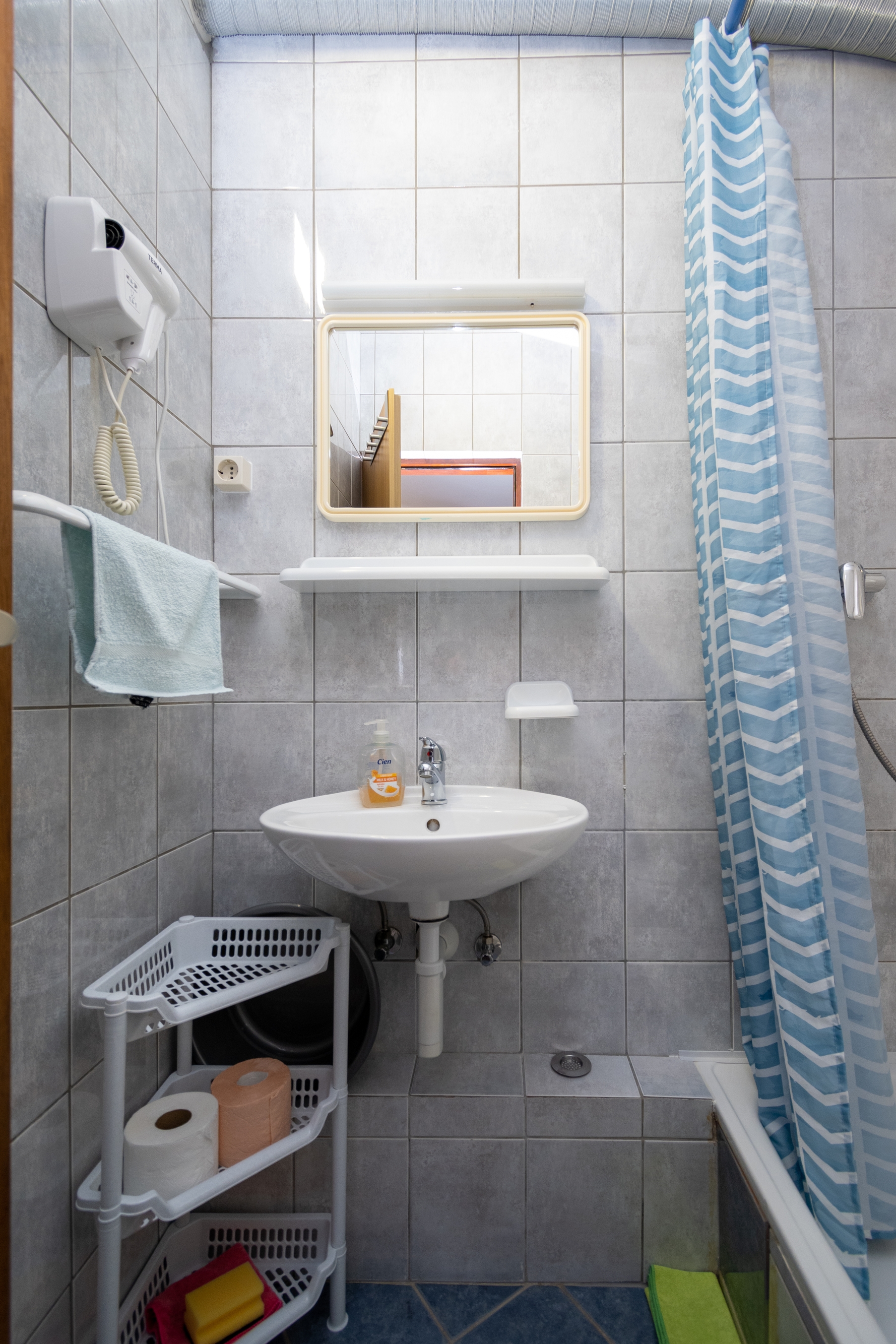 One bedroom apartment near beach Vir  A-a