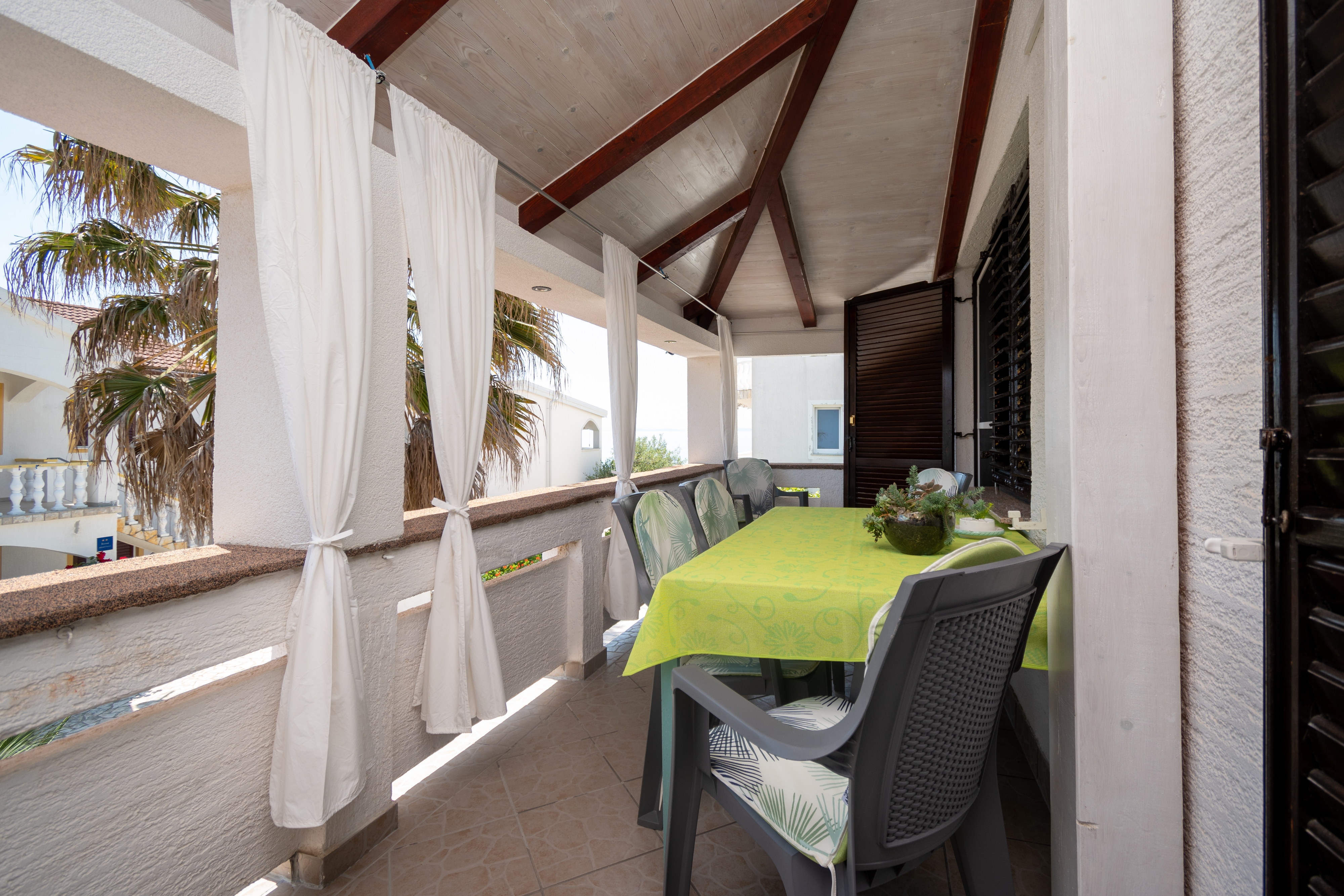 One bedroom apartment near beach Vir  A-a