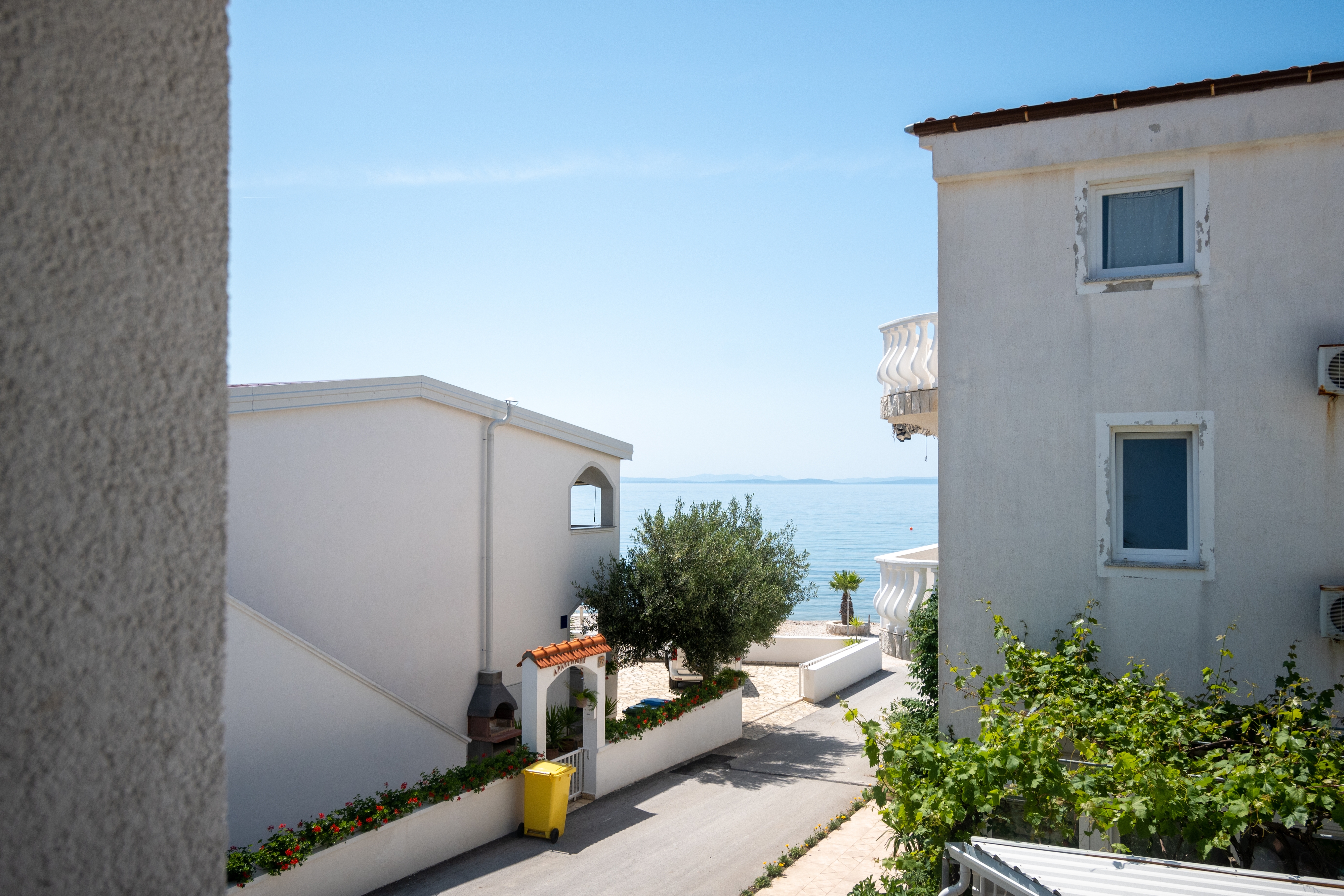 One bedroom apartment near beach Vir  A-a