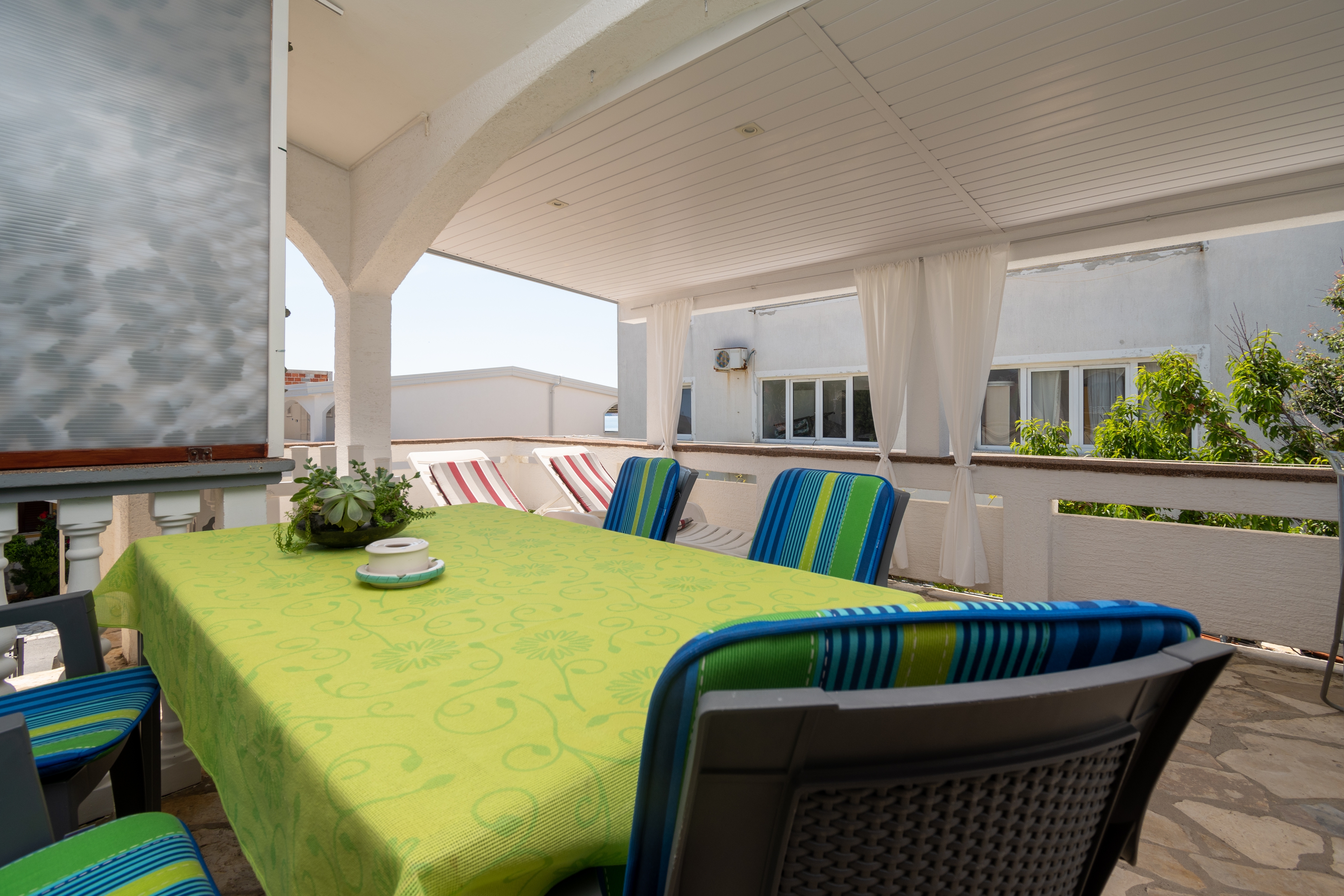 One bedroom apartment near beach Vir  A-b