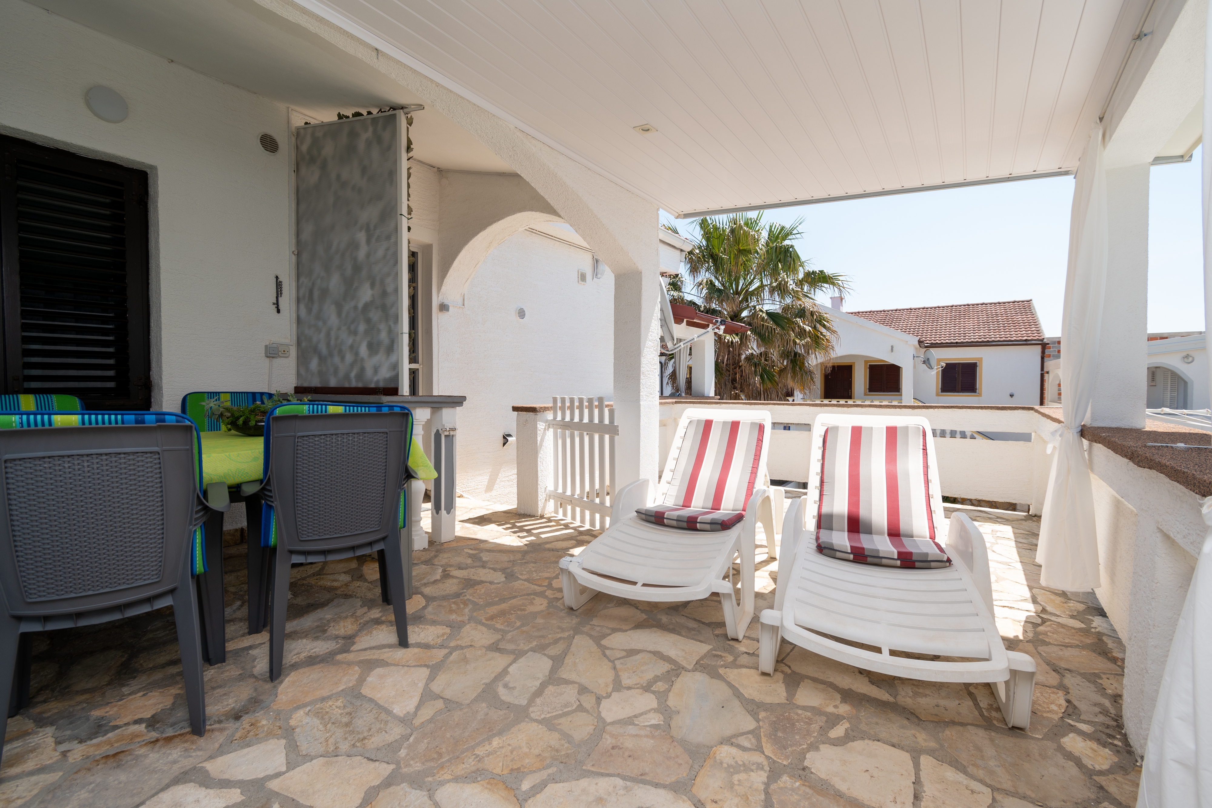 One bedroom apartment near beach Vir  A-b