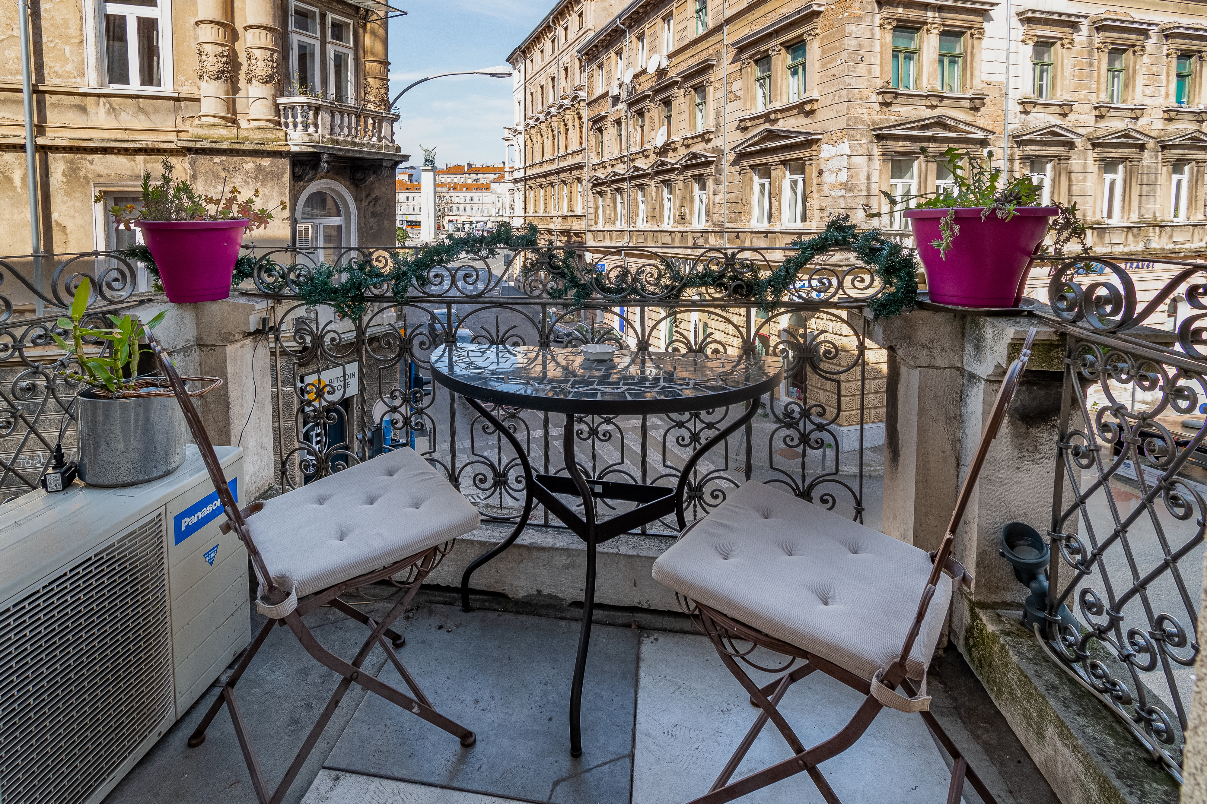 Two bedroom apartment with balcony Rijeka  A-a