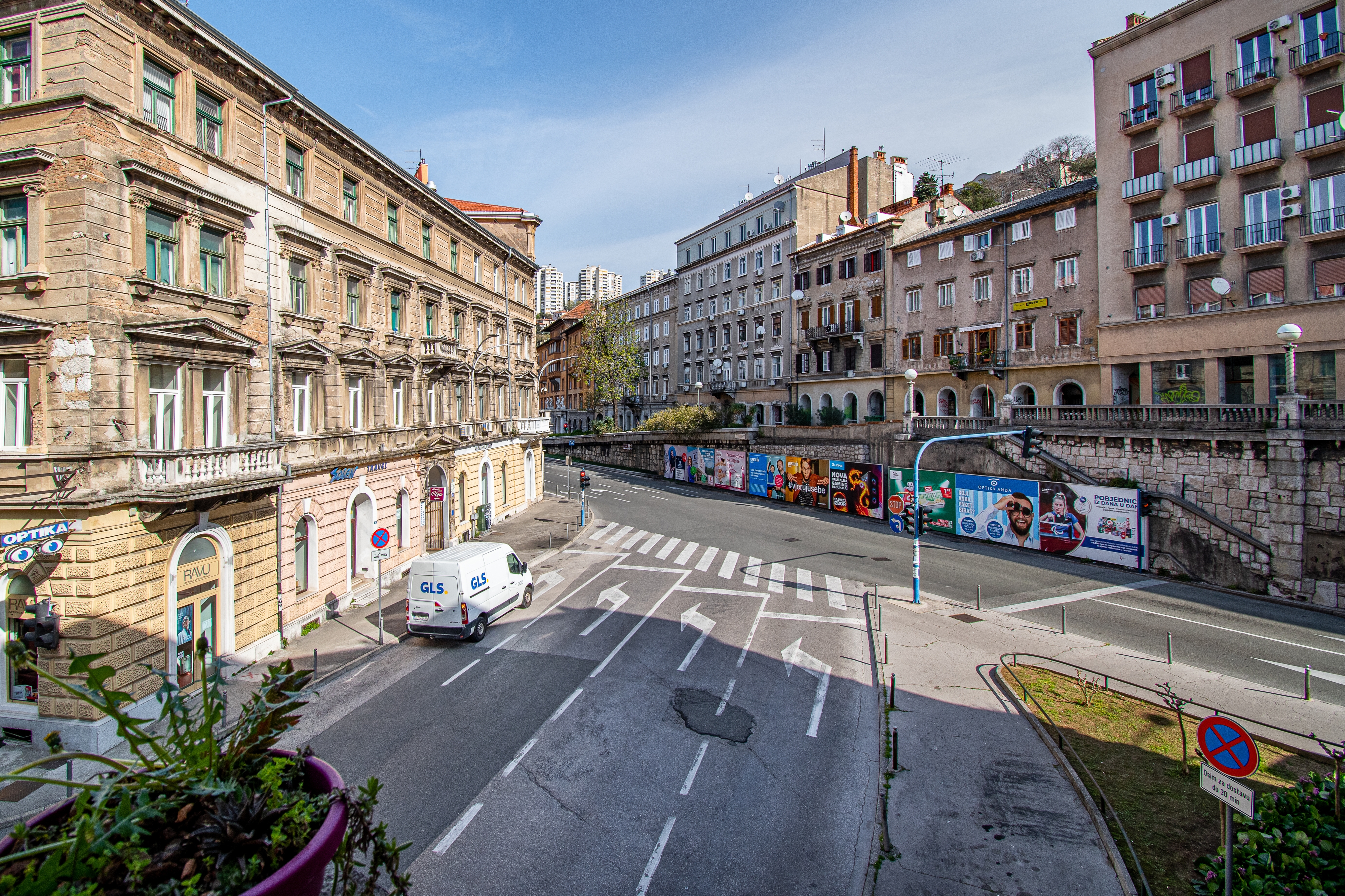 Two bedroom apartment with balcony Rijeka  A-a