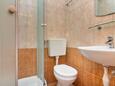 Bathroom 2 Pokrivenik, Bathroom 2 in the apartment, (pet friendly) and WiFi.