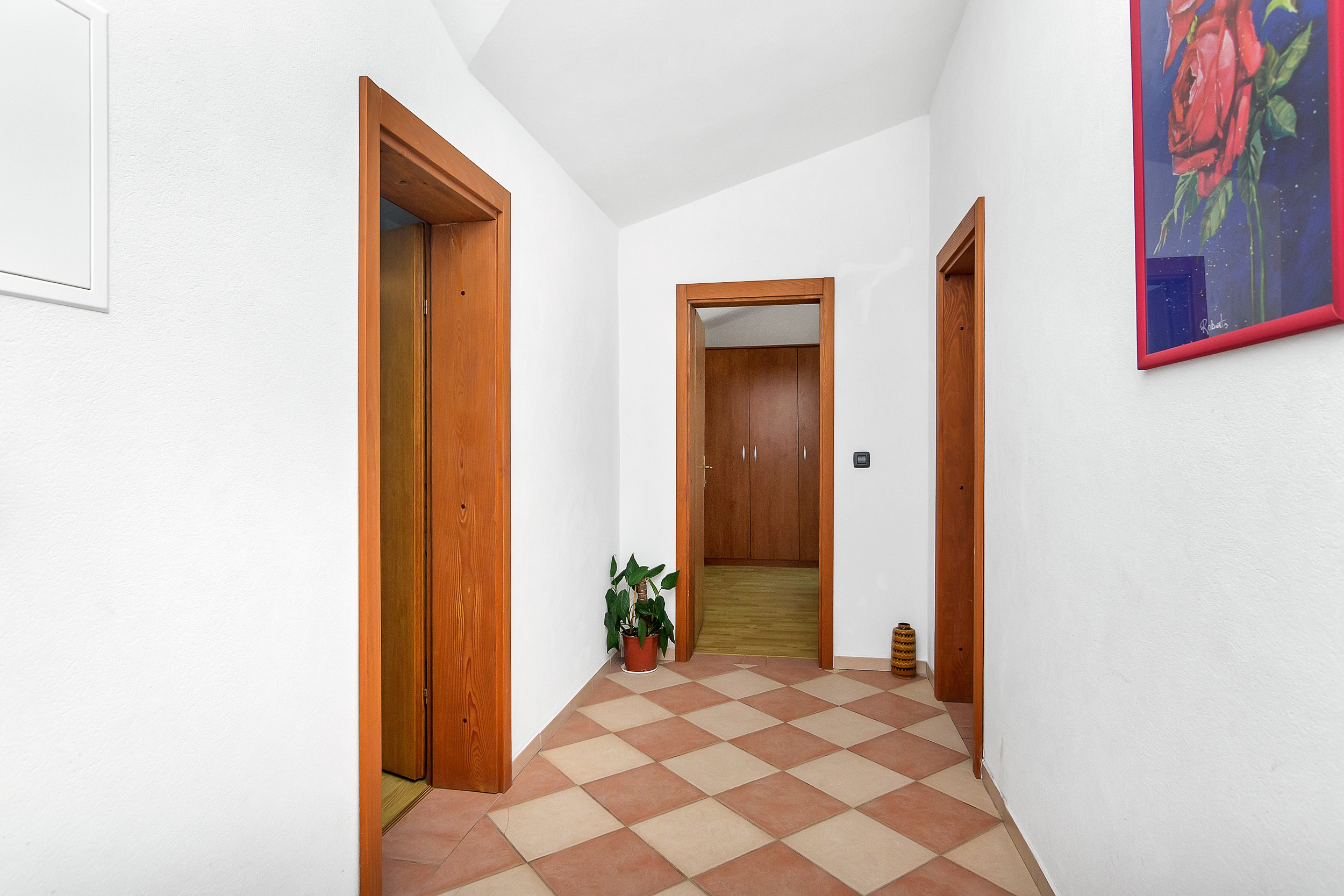 Two bedroom apartment near beach Cove Pokrivenik, Hvar  A-b
